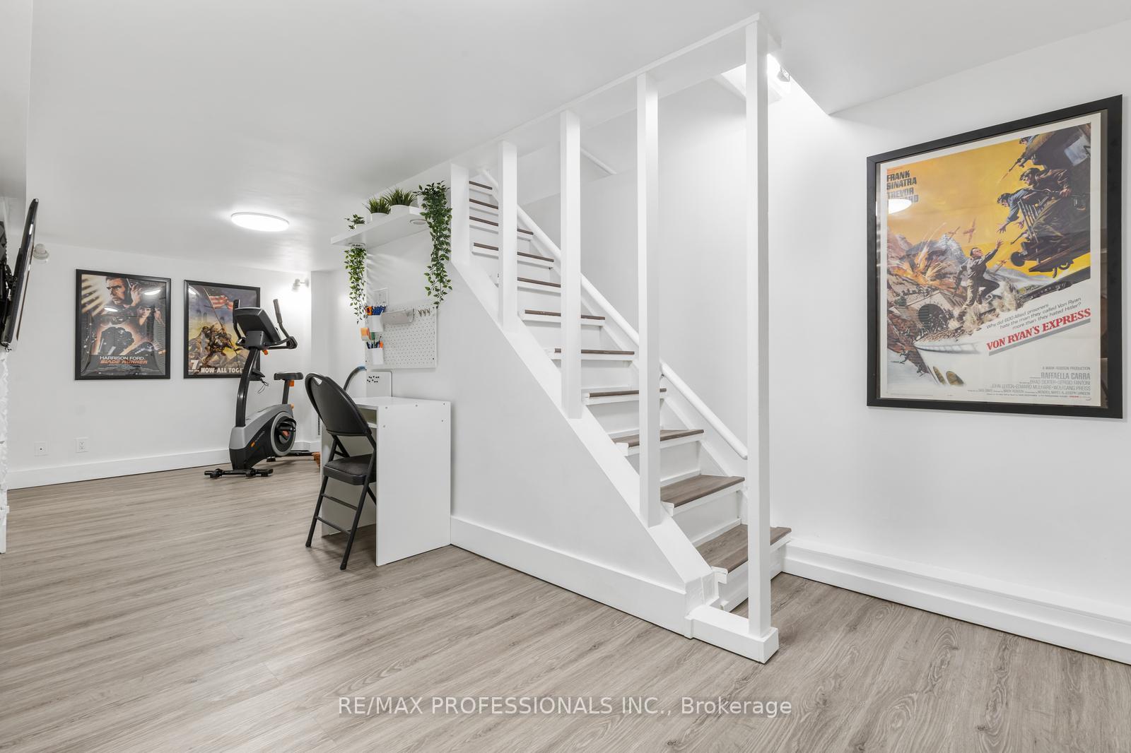 Photo 30 of 52 Third Street, Etobicoke, New Toronto — HOMEH