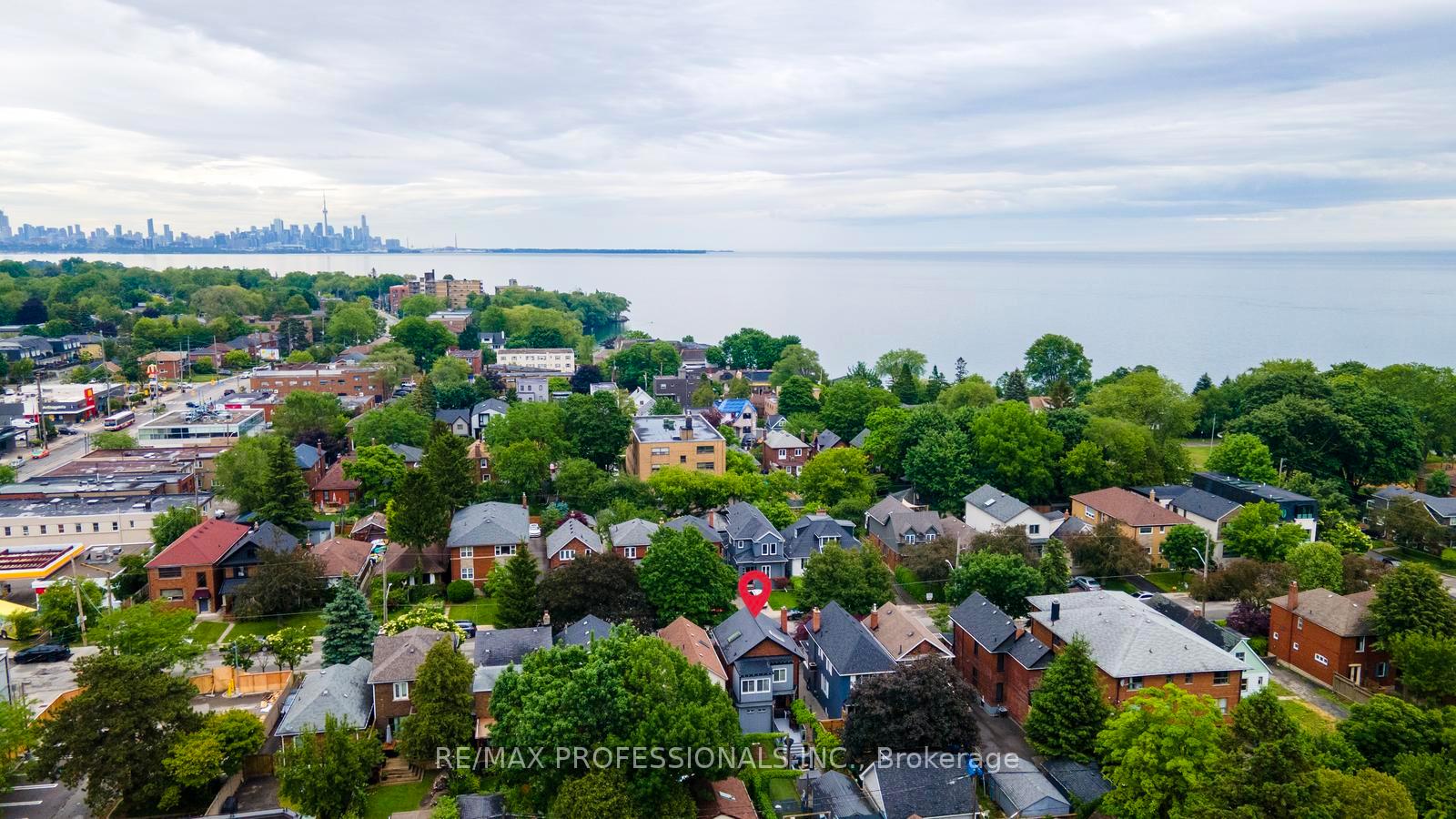 Photo 47 of 52 Third Street, Etobicoke, New Toronto — HOMEH
