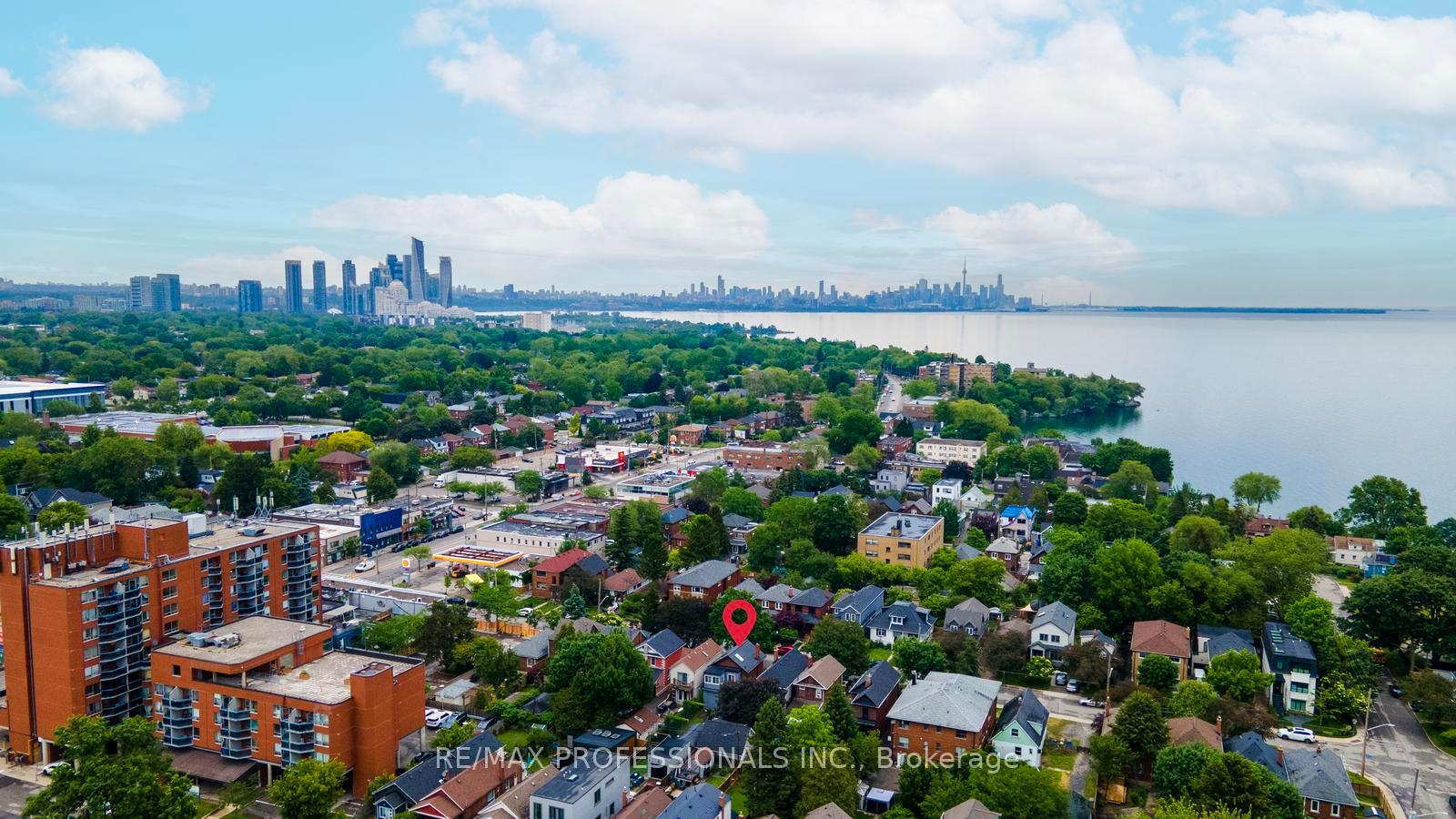 Photo 48 of 52 Third Street, Etobicoke, New Toronto — HOMEH