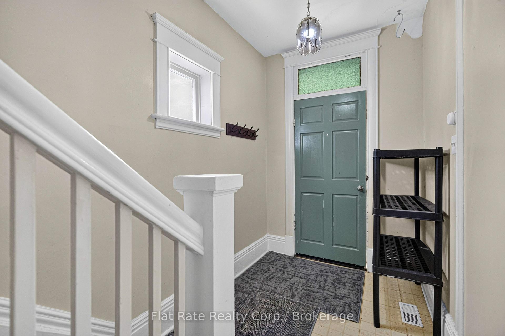 Photo 3 of Unit 2ND FLOOR, 476 Donegal Street, Peterborough, Town Ward 3 — HOMEH