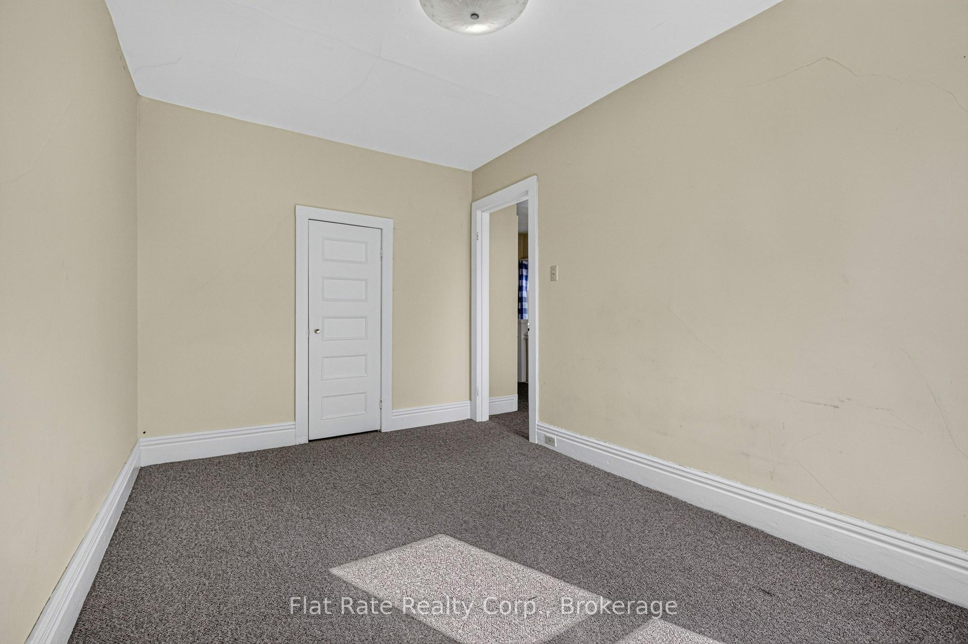 Photo 11 of Unit 2ND FLOOR, 476 Donegal Street, Peterborough, Town Ward 3 — HOMEH