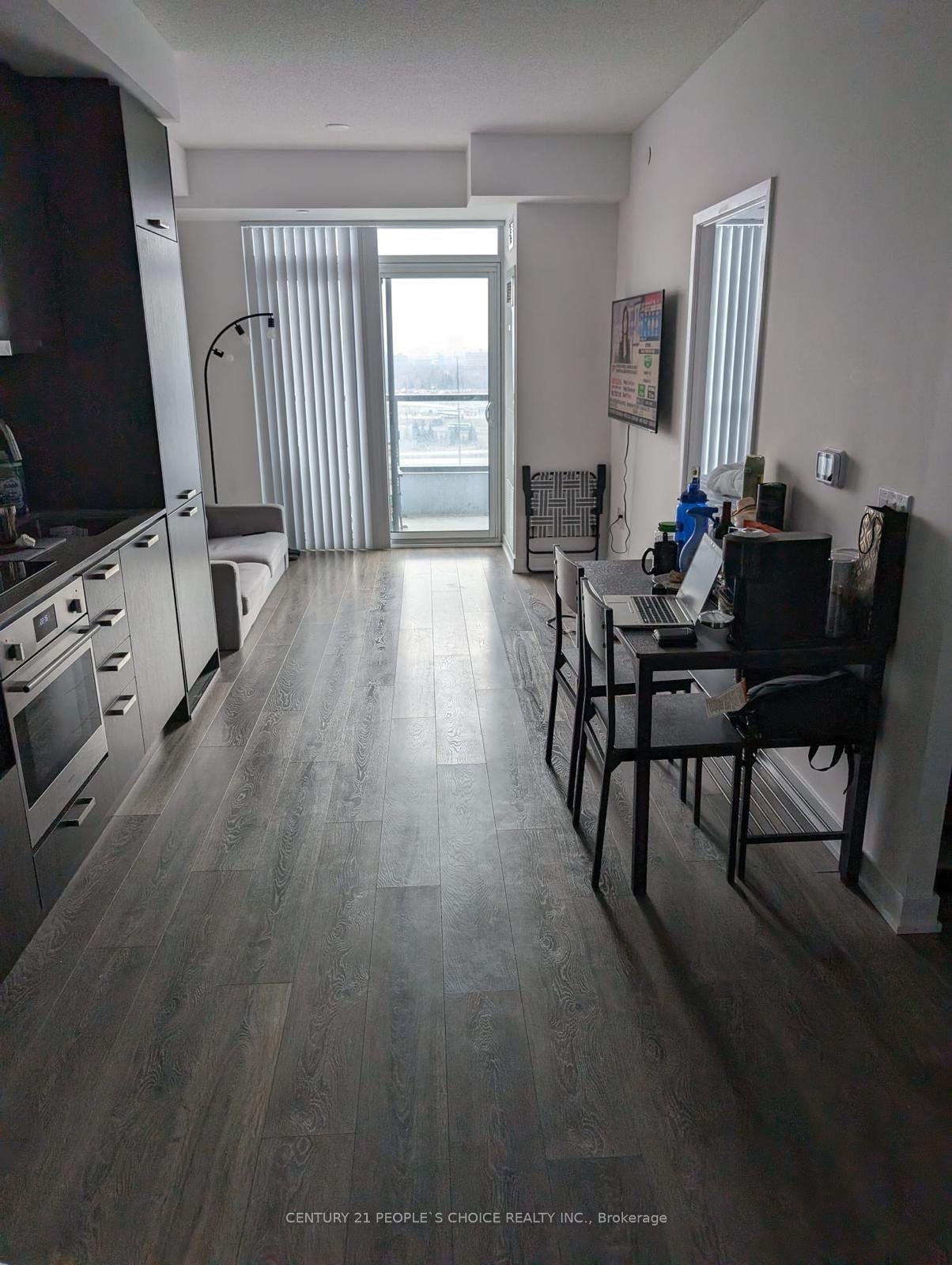Photo 4 of Unit 1706, 38 Honeycrisp Crescent, Vaughan, Vaughan Corporate Centre — HOMEH