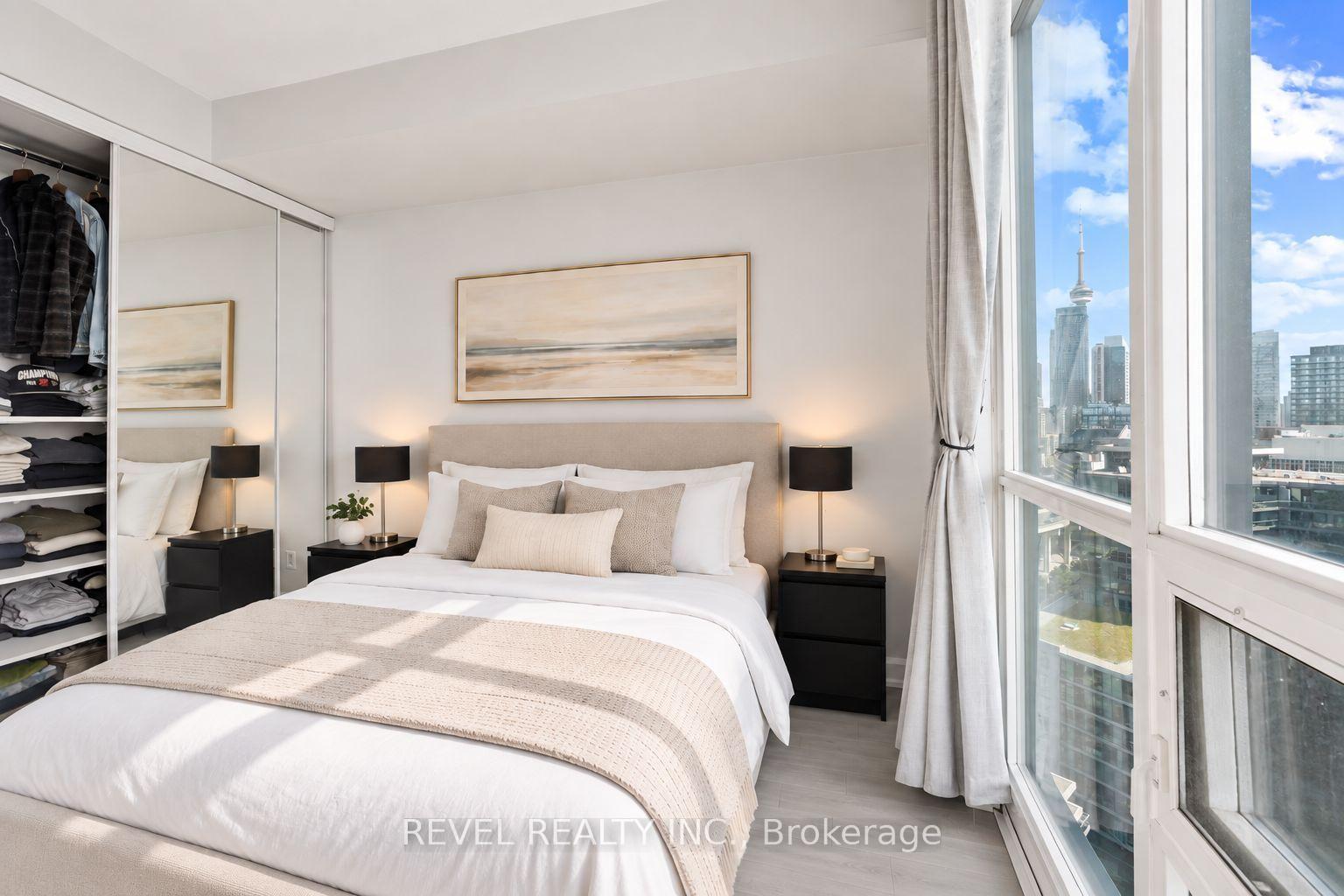 Photo 12 of Unit 2001, 231 Fort York Boulevard, Toronto, Niagara — HOMEH