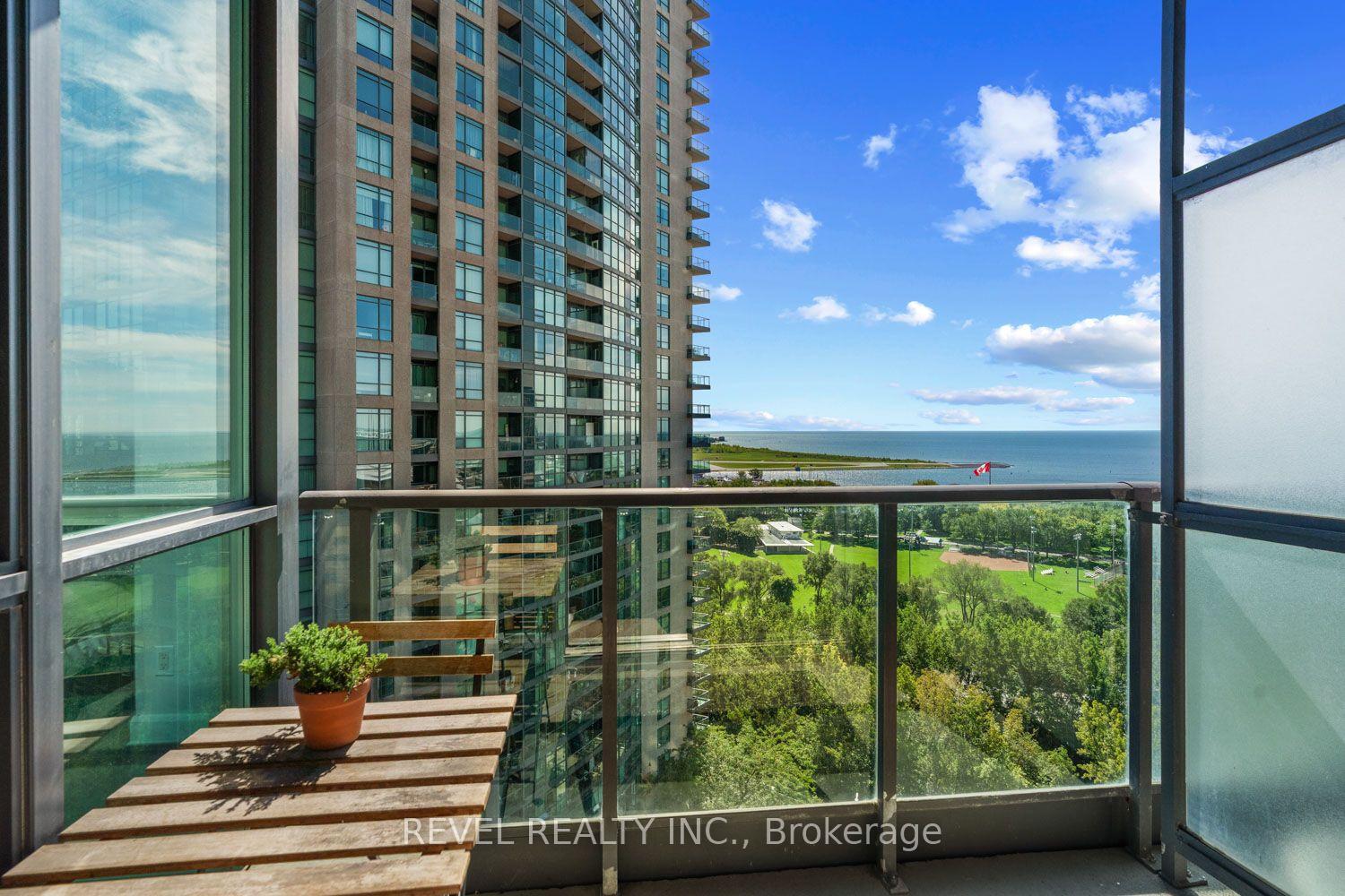 Photo 22 of Unit 2001, 231 Fort York Boulevard, Toronto, Niagara — HOMEH