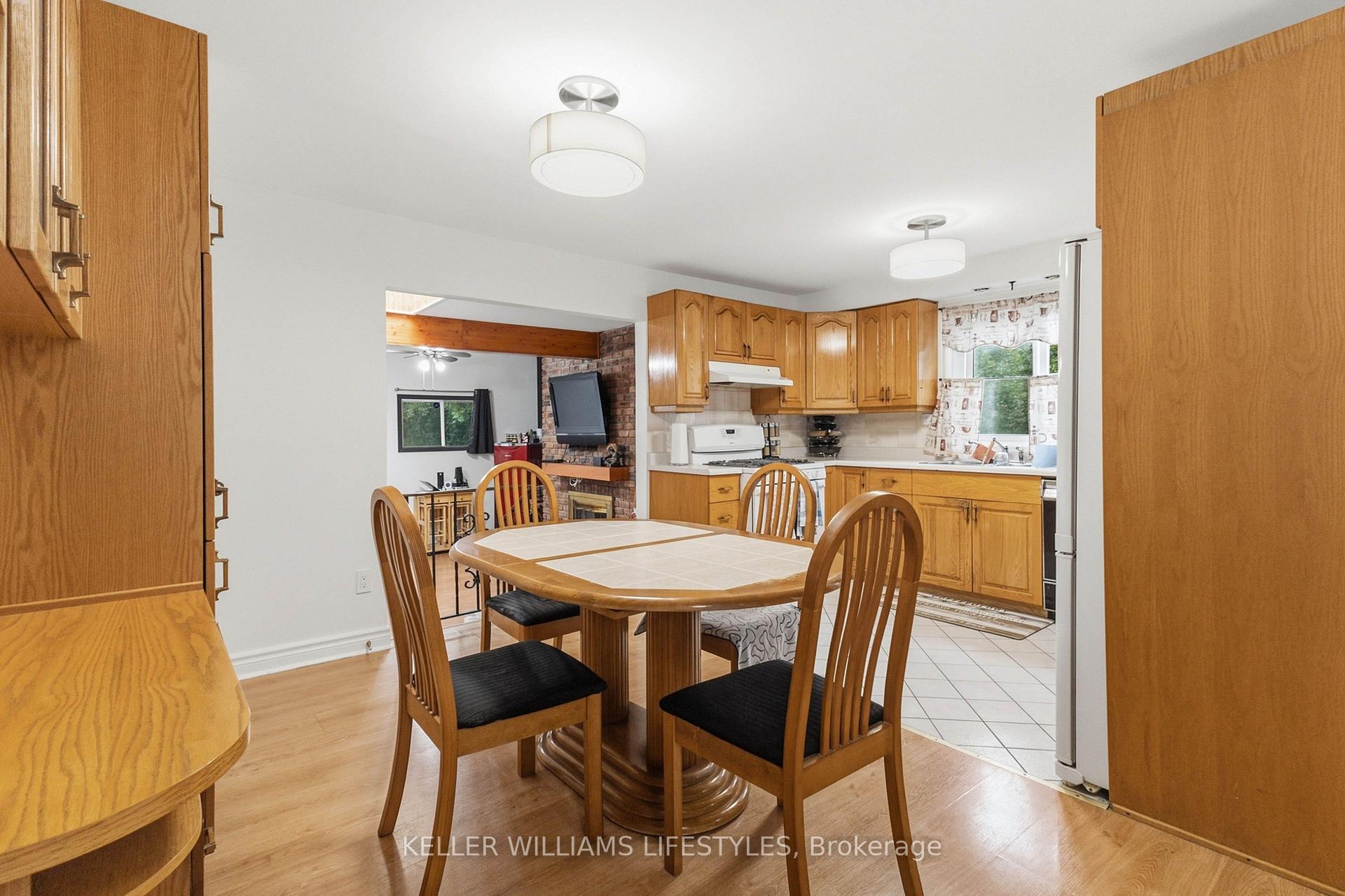 Photo 9 of 573 Hill Street, London, East K — HOMEH