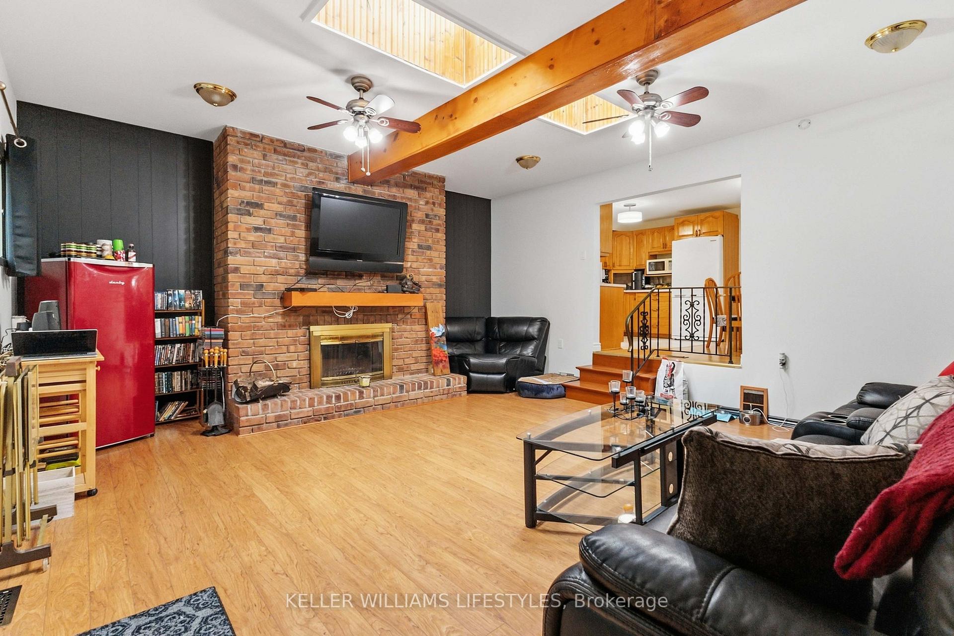 Photo 14 of 573 Hill Street, London, East K — HOMEH