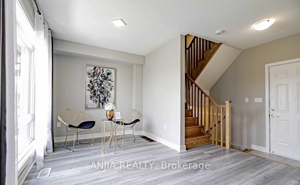 Photo 5 of 135 Carpaccio Avenue, Vaughan, Vellore Village — HOMEH