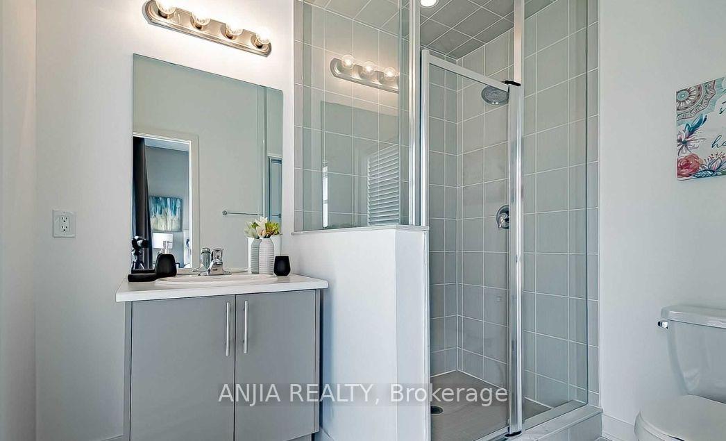 Photo 18 of 135 Carpaccio Avenue, Vaughan, Vellore Village — HOMEH