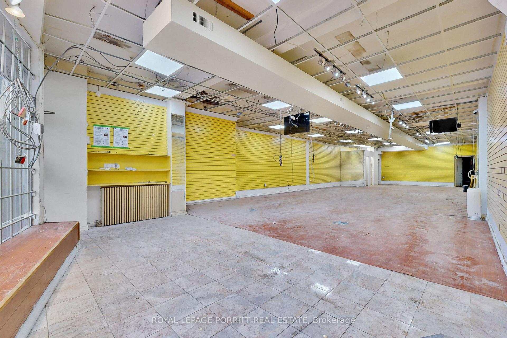 Photo 5 of 2651 Eglinton Avenue E, Scarborough, Kennedy Park — HOMEH