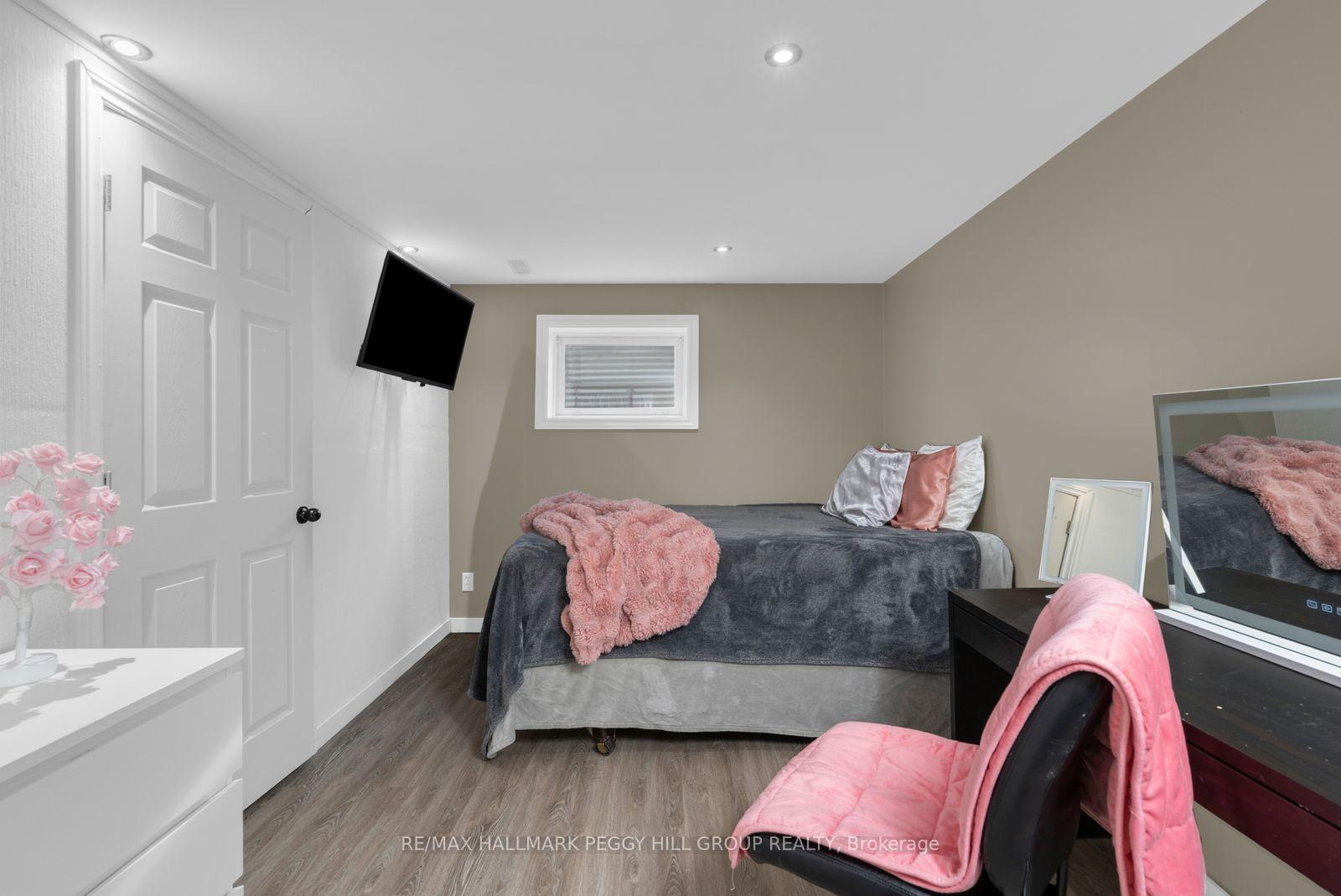 Photo 33 of 48 Oren Boulevard, Barrie, Sunnidale — HOMEH