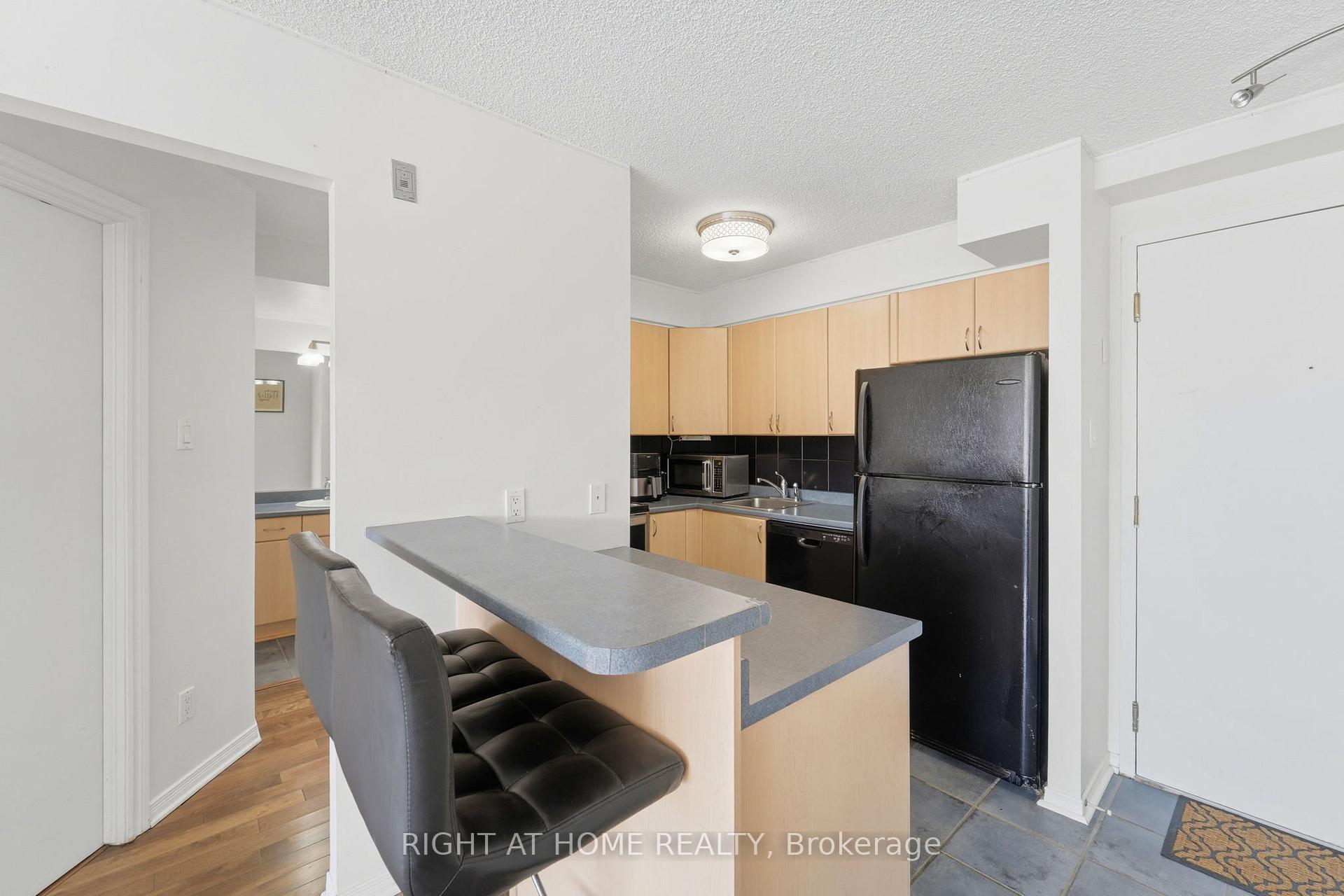 Photo 14 of Unit 309, 225 Alvin Road N, Ottawa, Manor Park — HOMEH
