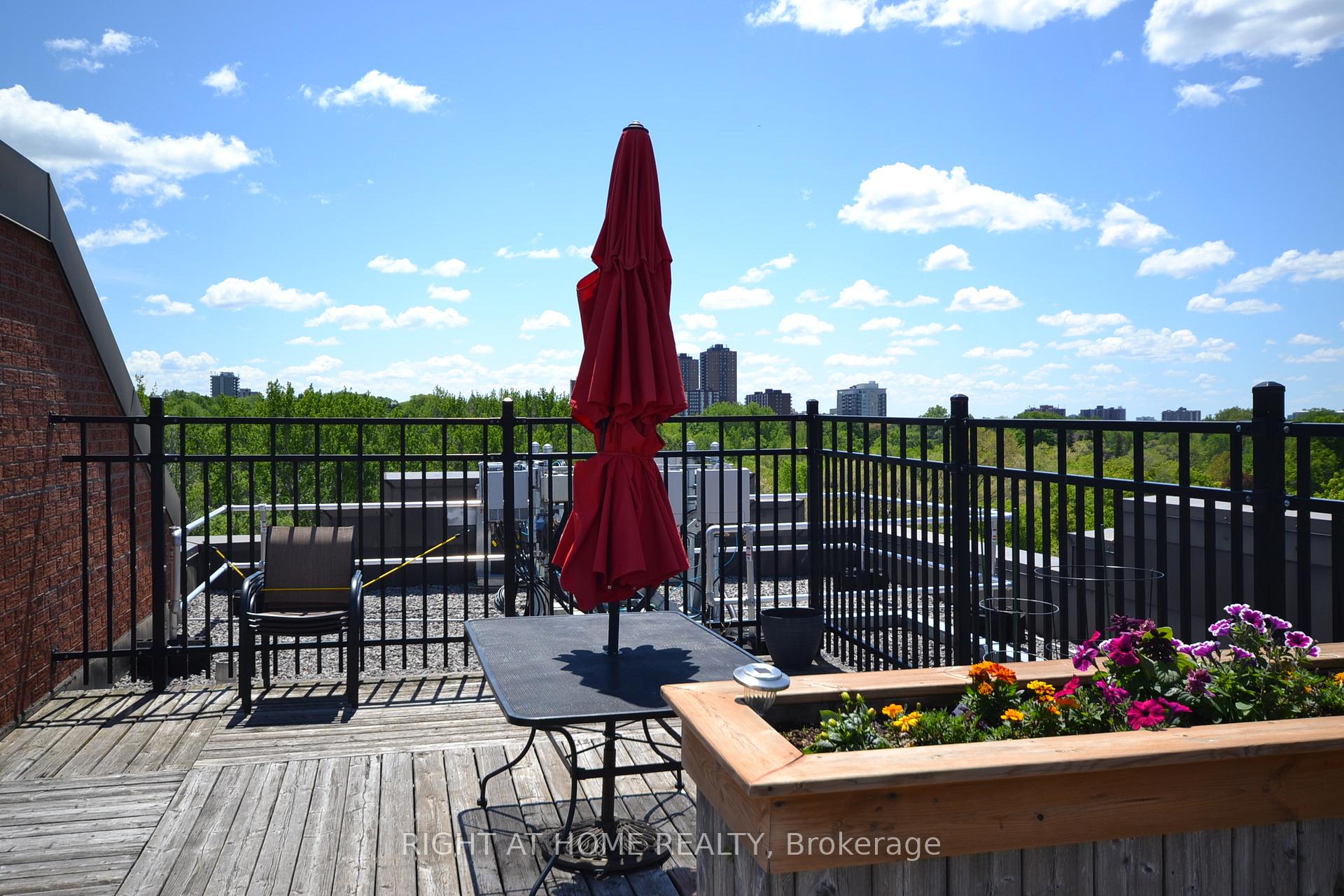 Photo 31 of Unit 309, 225 Alvin Road N, Ottawa, Manor Park — HOMEH