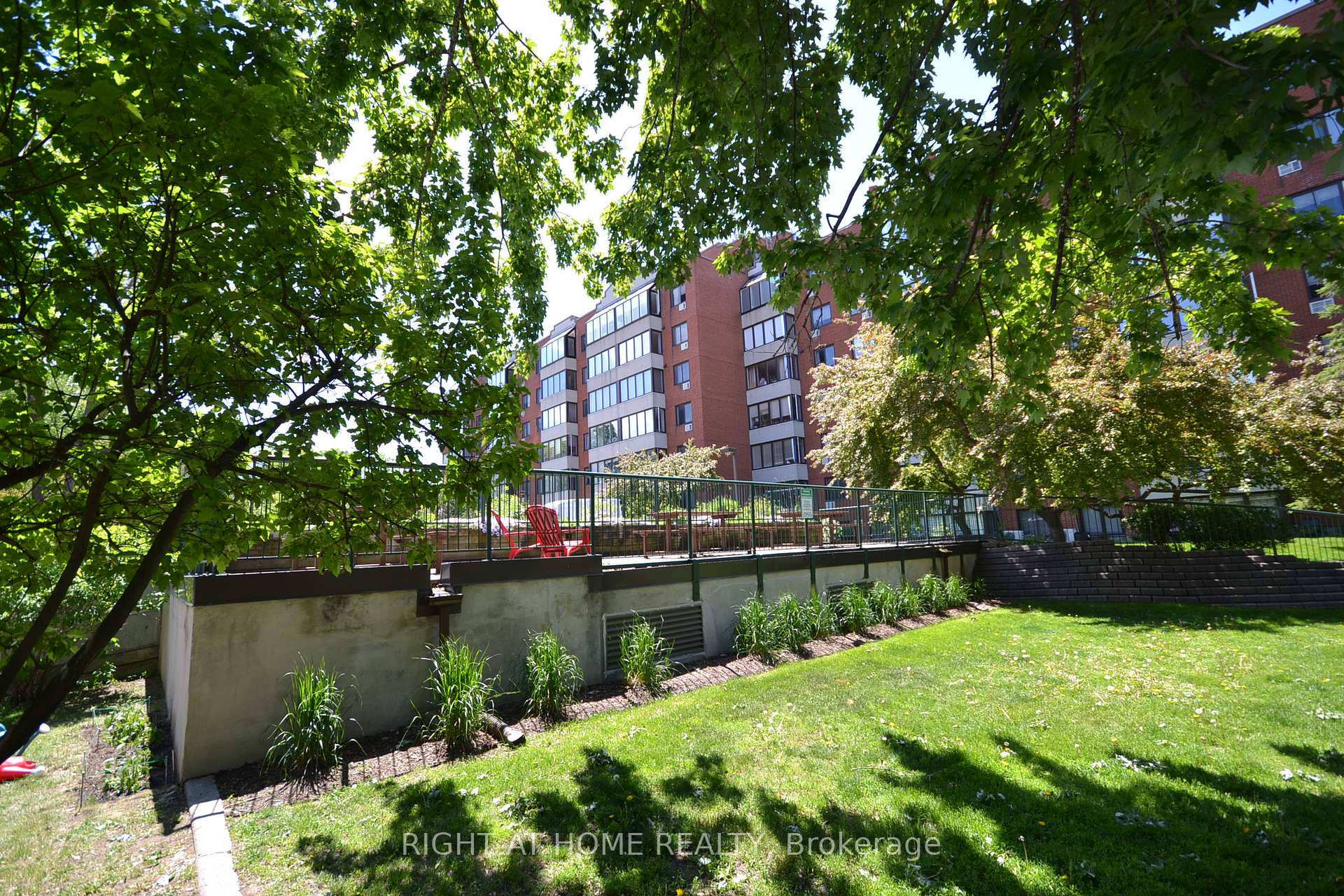 Photo 35 of Unit 309, 225 Alvin Road N, Ottawa, Manor Park — HOMEH