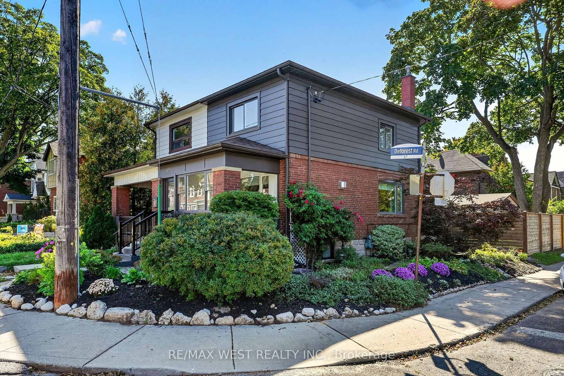 Photo 3 of 47 Deforest Road, Toronto, High Park-Swansea — HOMEH