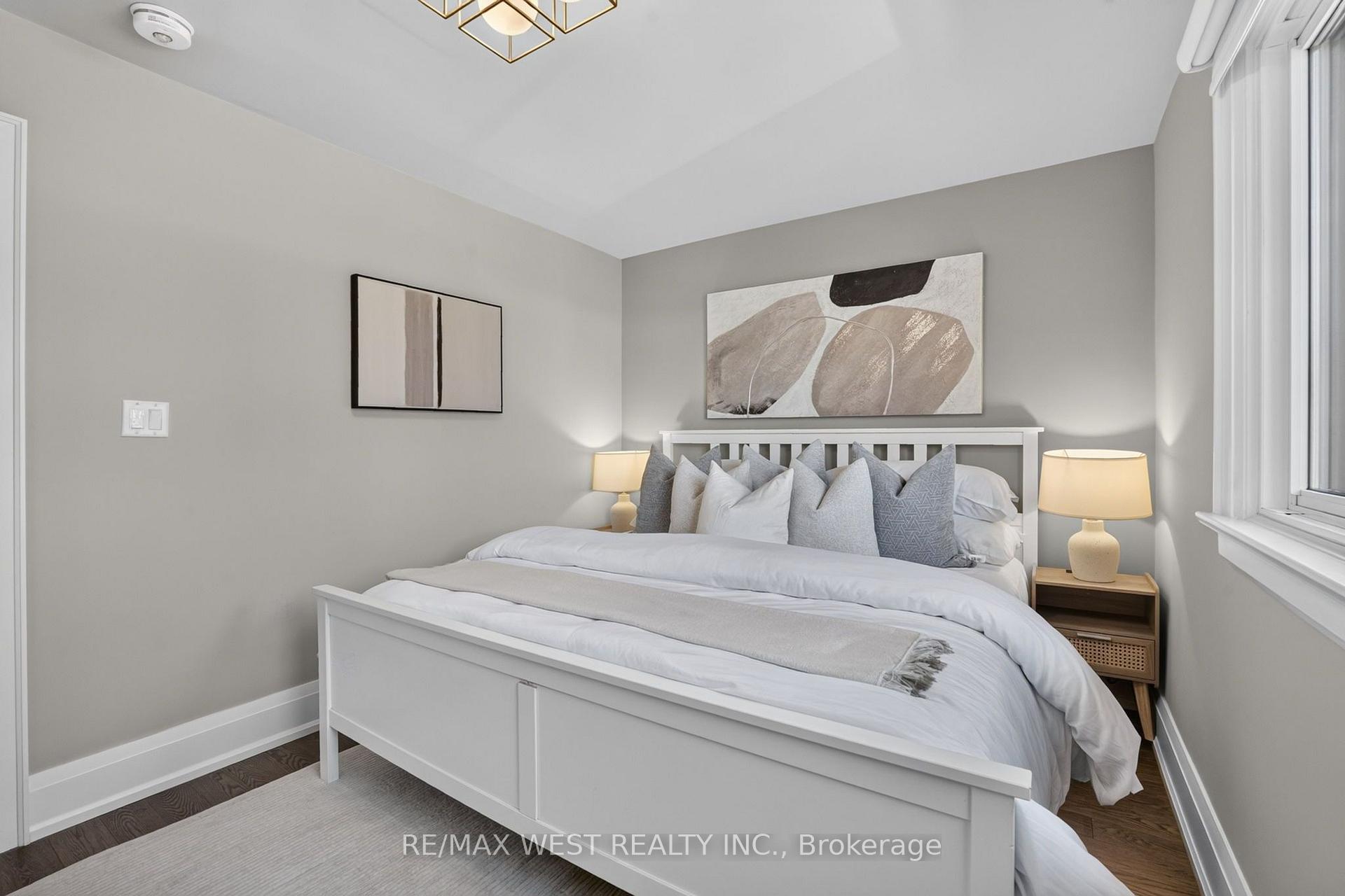 Photo 18 of 47 Deforest Road, Toronto, High Park-Swansea — HOMEH