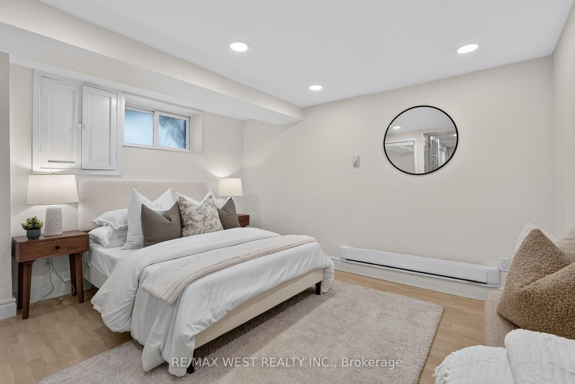 Photo 24 of 47 Deforest Road, Toronto, High Park-Swansea — HOMEH