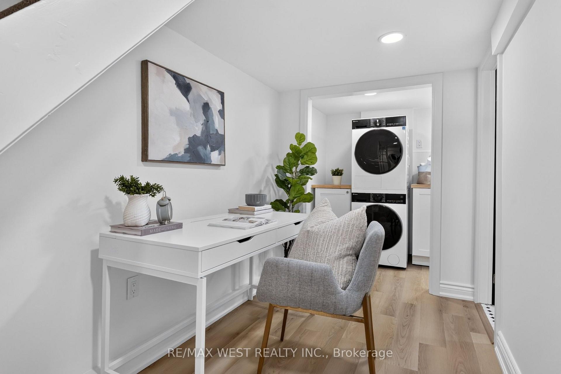 Photo 25 of 47 Deforest Road, Toronto, High Park-Swansea — HOMEH