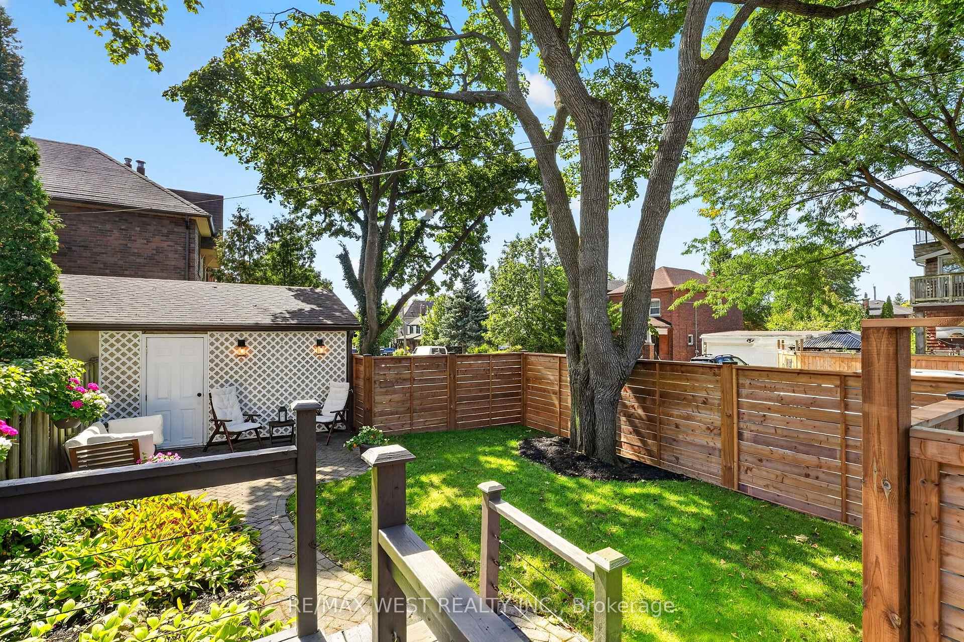 Photo 29 of 47 Deforest Road, Toronto, High Park-Swansea — HOMEH
