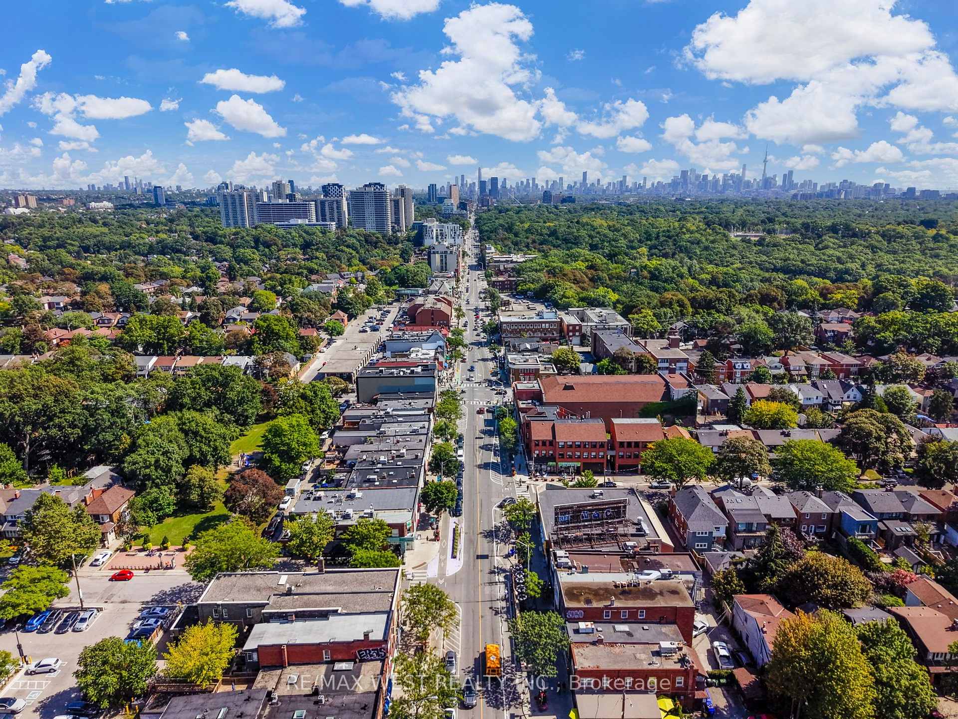 Photo 37 of 47 Deforest Road, Toronto, High Park-Swansea — HOMEH