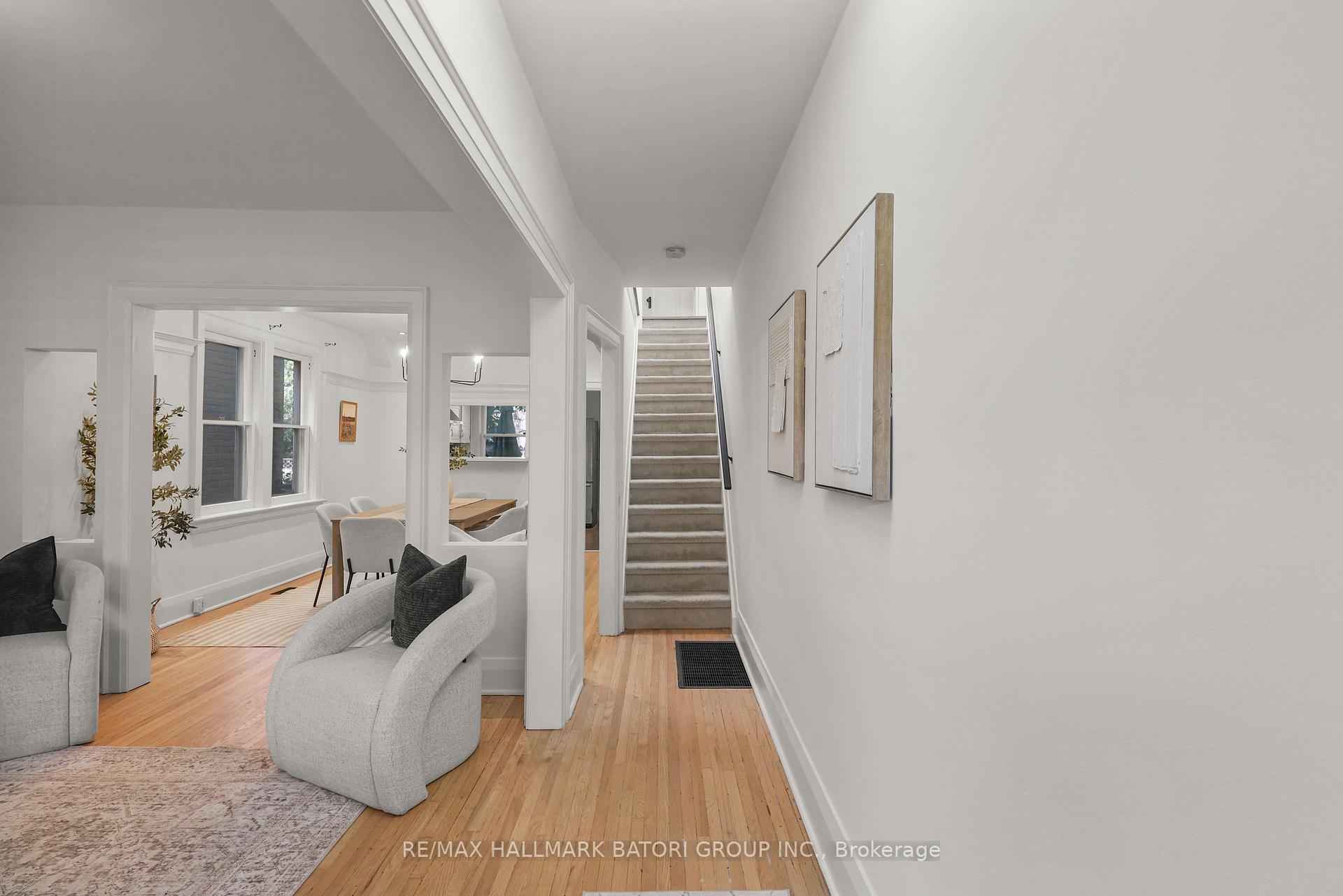 Photo 3 of 104 Orchard View Boulevard, Toronto, Yonge-Eglinton — HOMEH