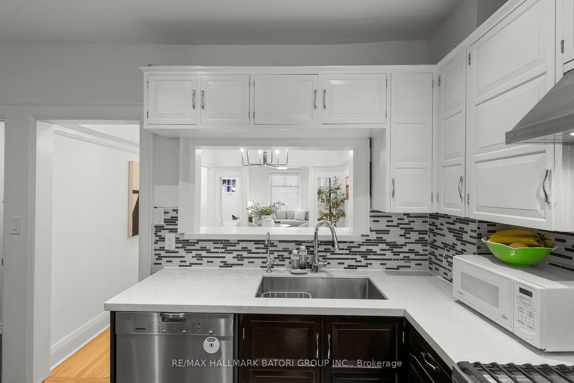 Photo 14 of 104 Orchard View Boulevard, Toronto, Yonge-Eglinton — HOMEH