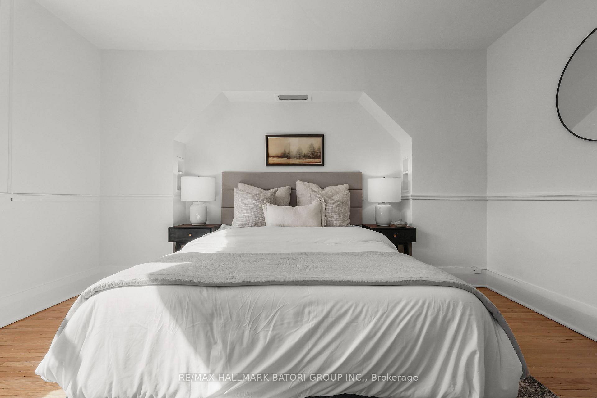 Photo 18 of 104 Orchard View Boulevard, Toronto, Yonge-Eglinton — HOMEH