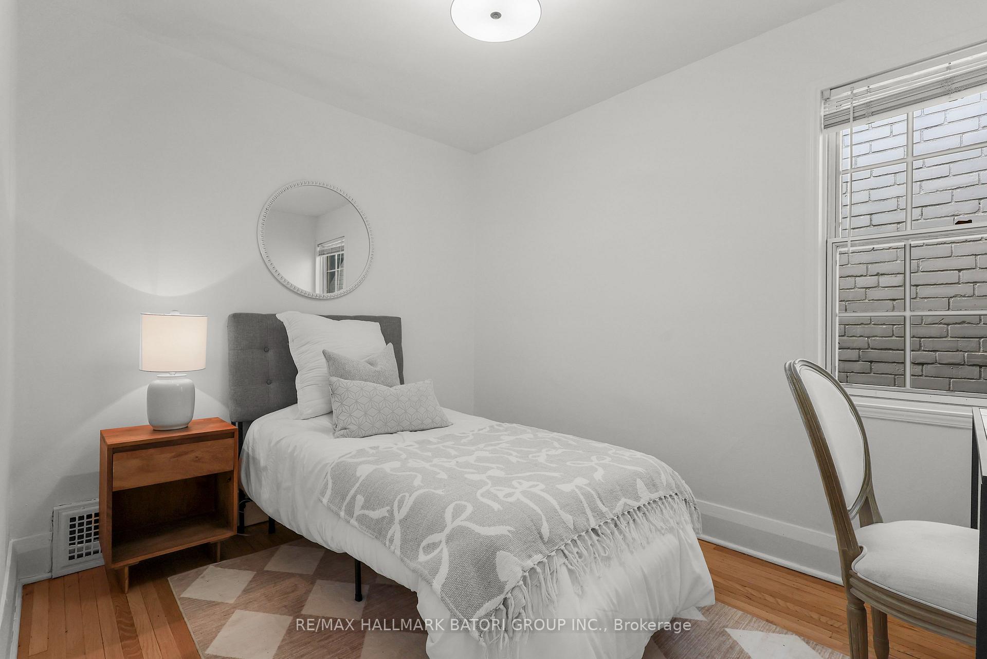 Photo 23 of 104 Orchard View Boulevard, Toronto, Yonge-Eglinton — HOMEH