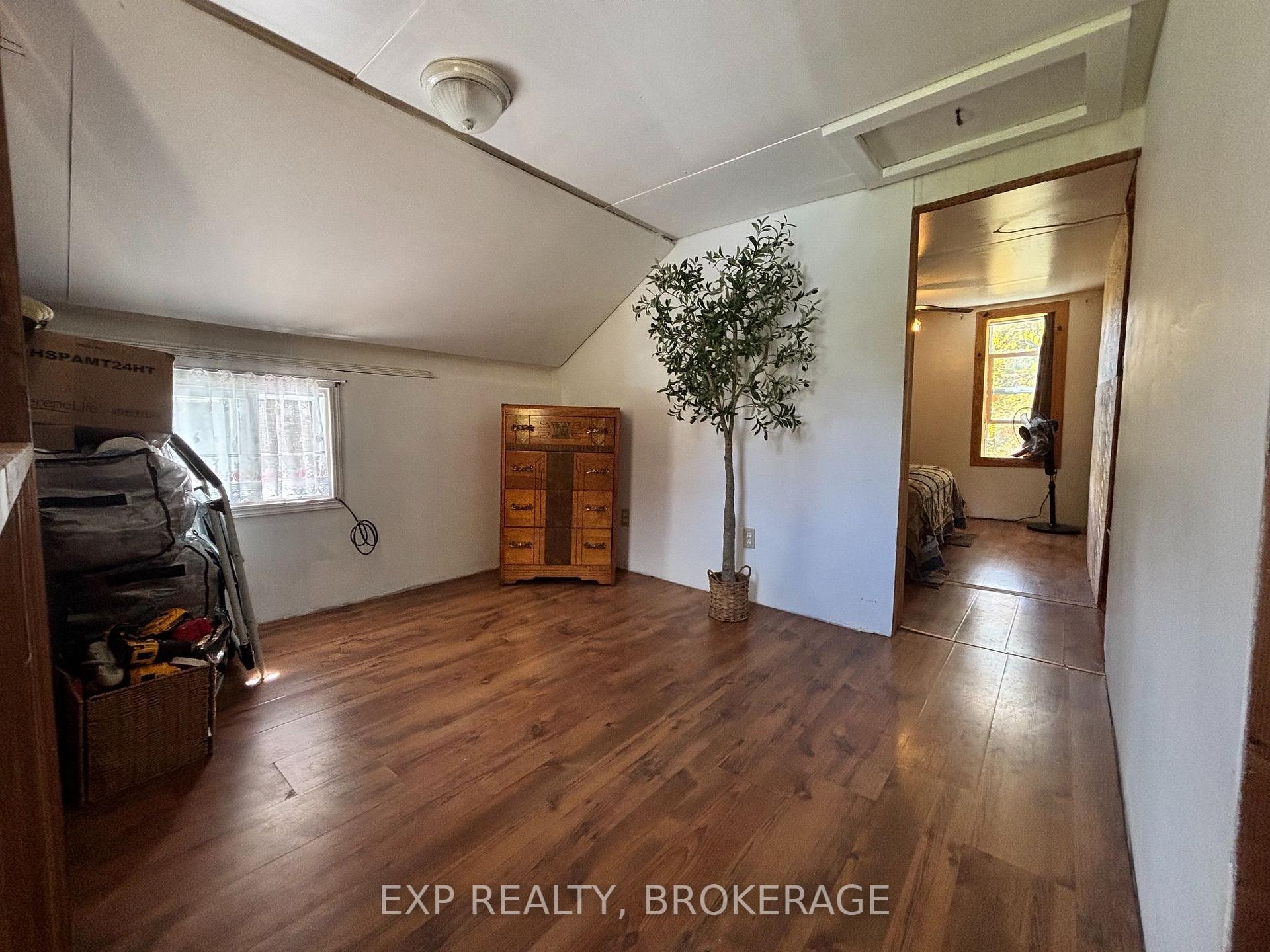 Photo 6 of 1256 Elm Tree Road, Frontenac, Frontenac Centre — HOMEH