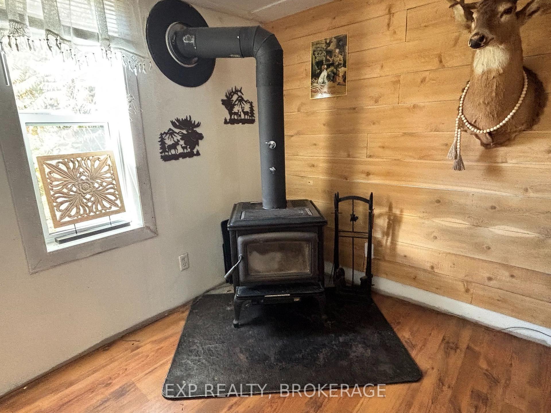 Photo 8 of 1256 Elm Tree Road, Frontenac, Frontenac Centre — HOMEH