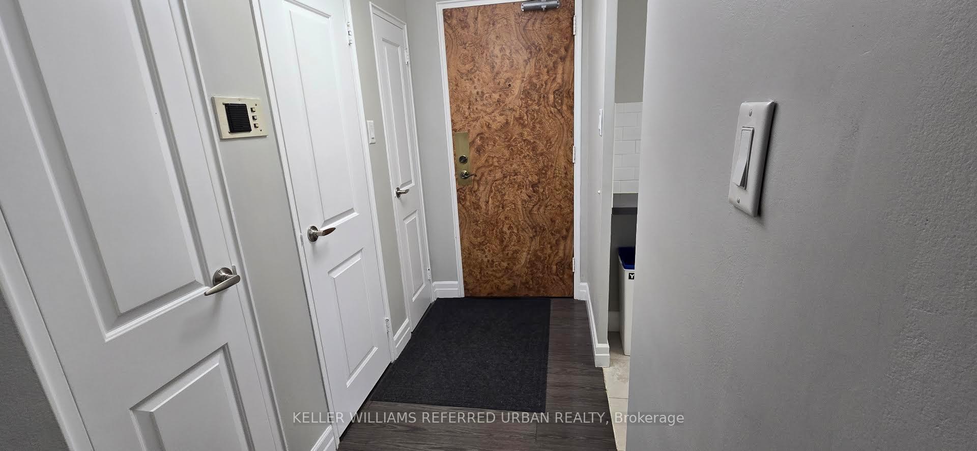 Photo 3 of Unit 308, 1901 Bayview Avenue, Toronto, Leaside — HOMEH