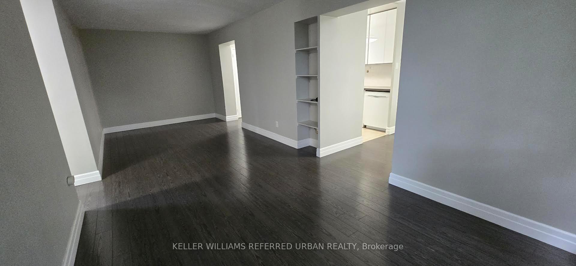 Photo 4 of Unit 308, 1901 Bayview Avenue, Toronto, Leaside — HOMEH