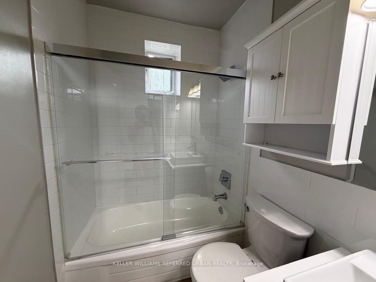 Photo 15 of Unit 308, 1901 Bayview Avenue, Toronto, Leaside — HOMEH