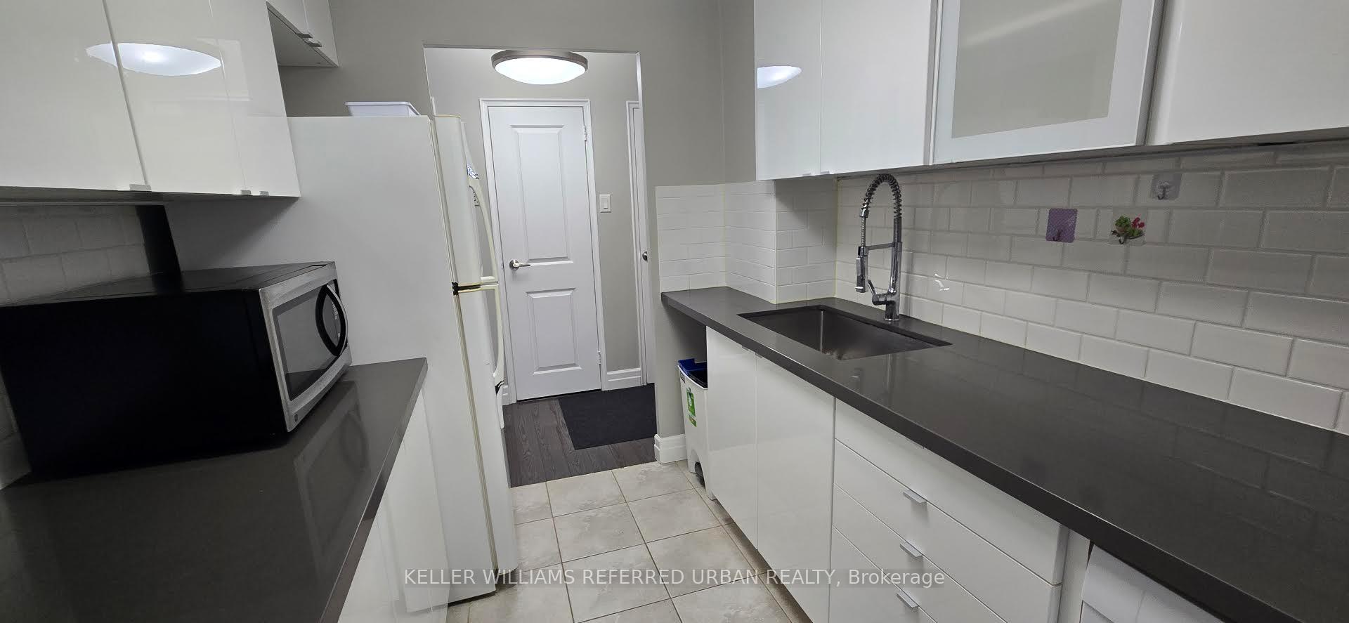 Photo 13 of Unit 308, 1901 Bayview Avenue, Toronto, Leaside — HOMEH