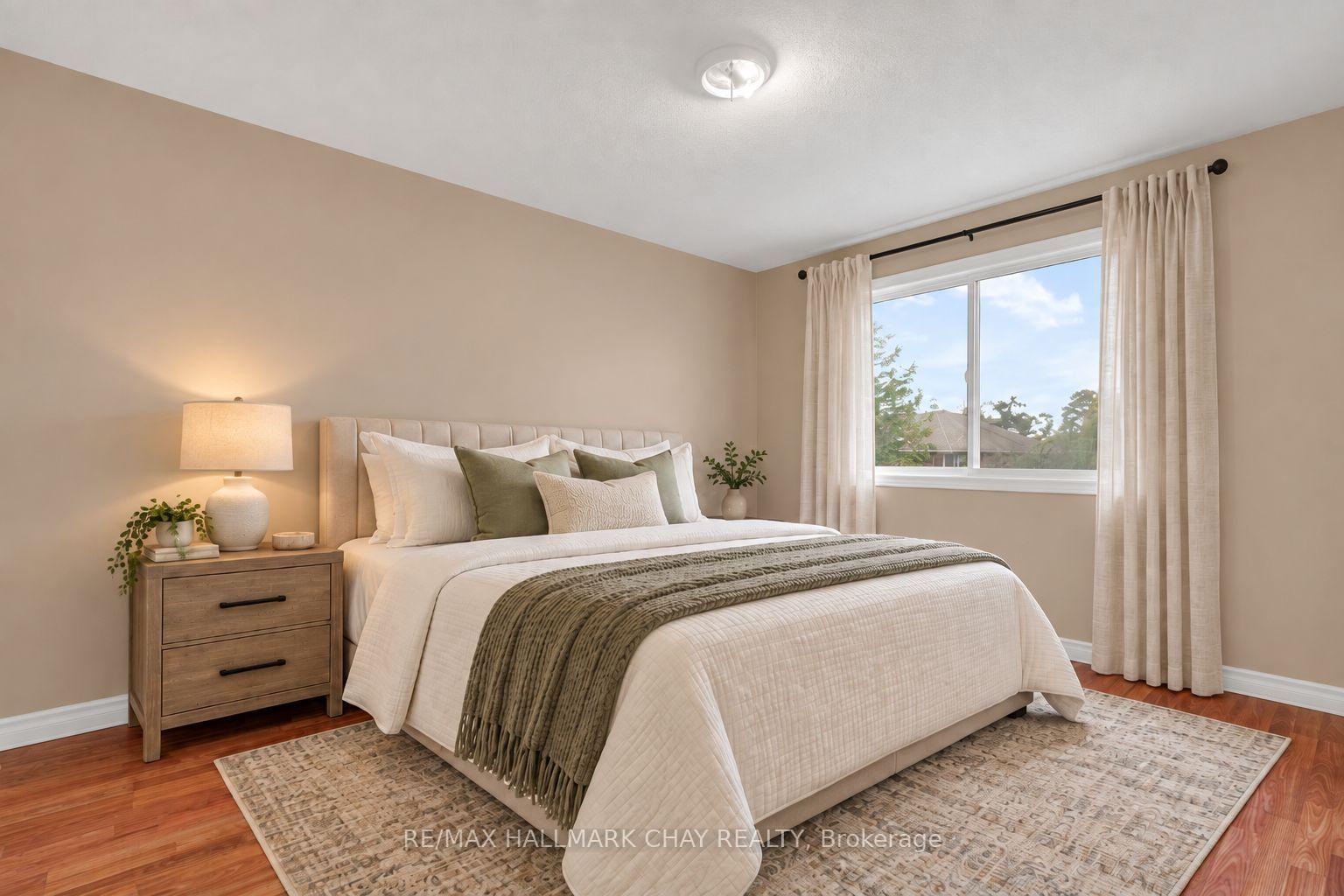 Photo 18 of 104 Ferguson Drive, Barrie, Northwest — HOMEH