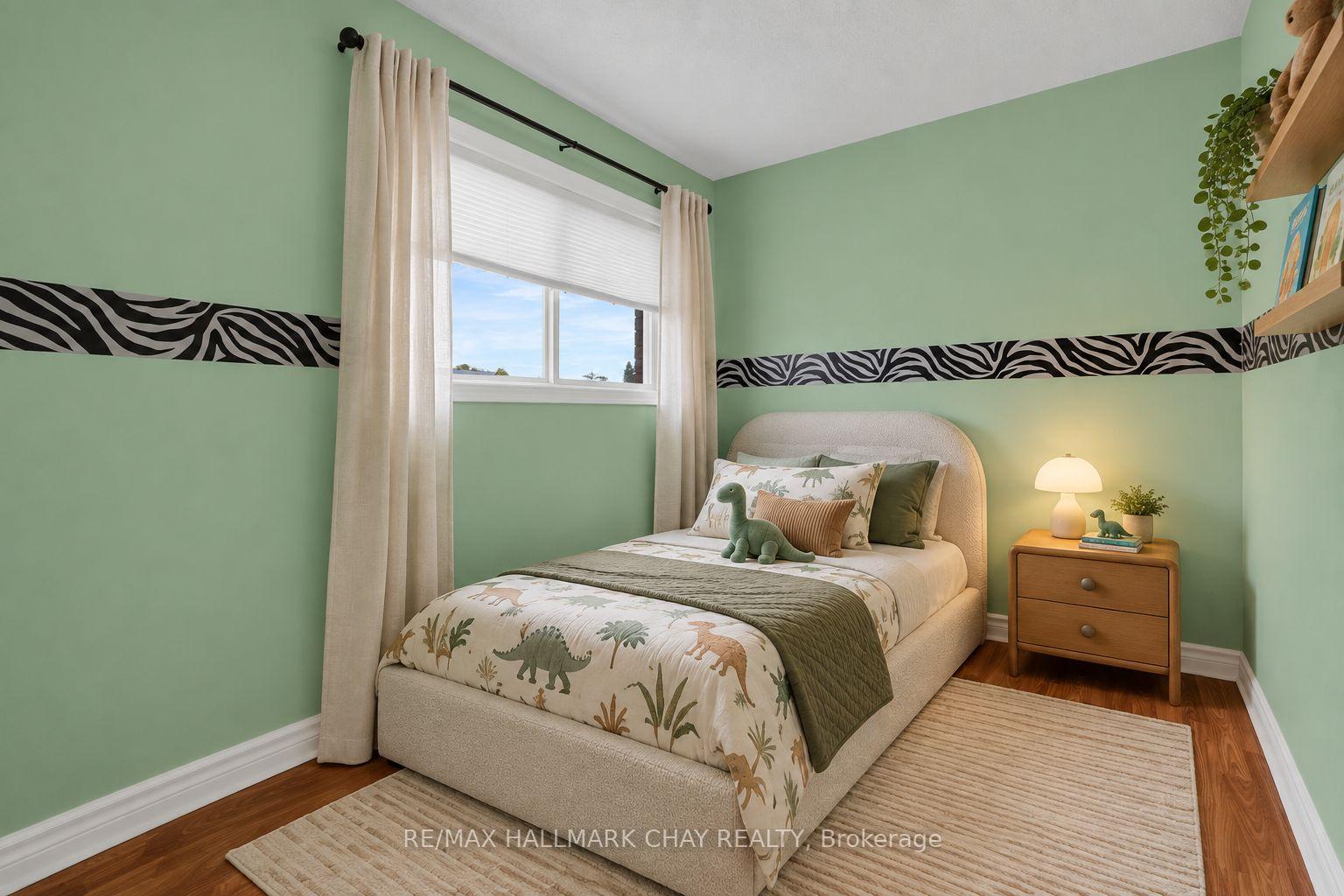 Photo 21 of 104 Ferguson Drive, Barrie, Northwest — HOMEH