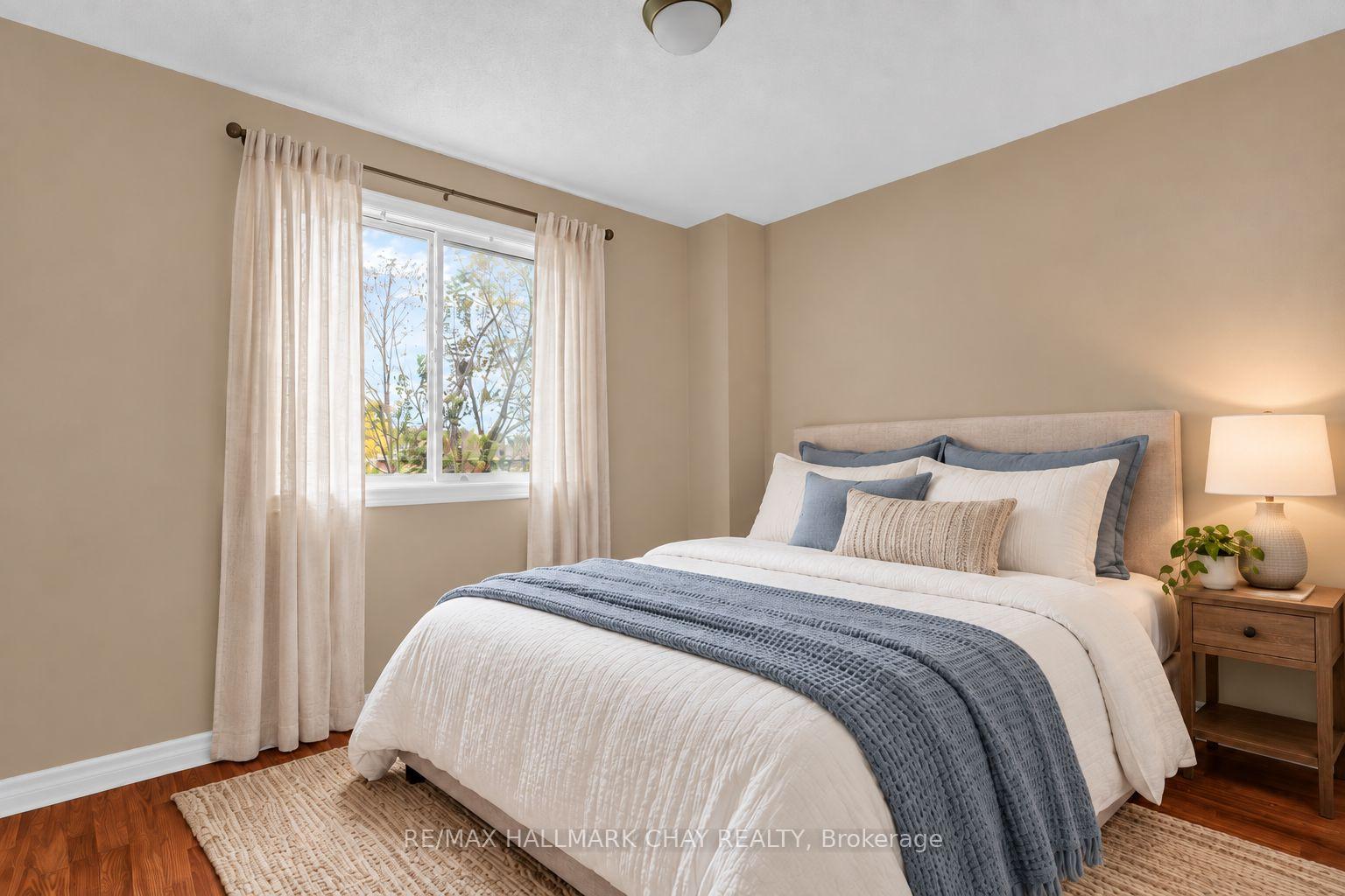 Photo 23 of 104 Ferguson Drive, Barrie, Northwest — HOMEH
