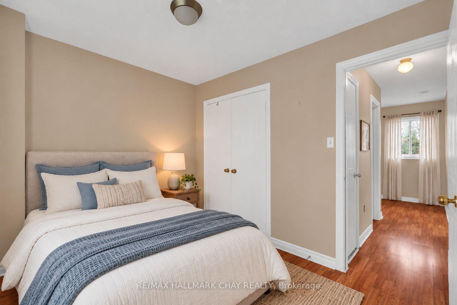 Photo 24 of 104 Ferguson Drive, Barrie, Northwest — HOMEH