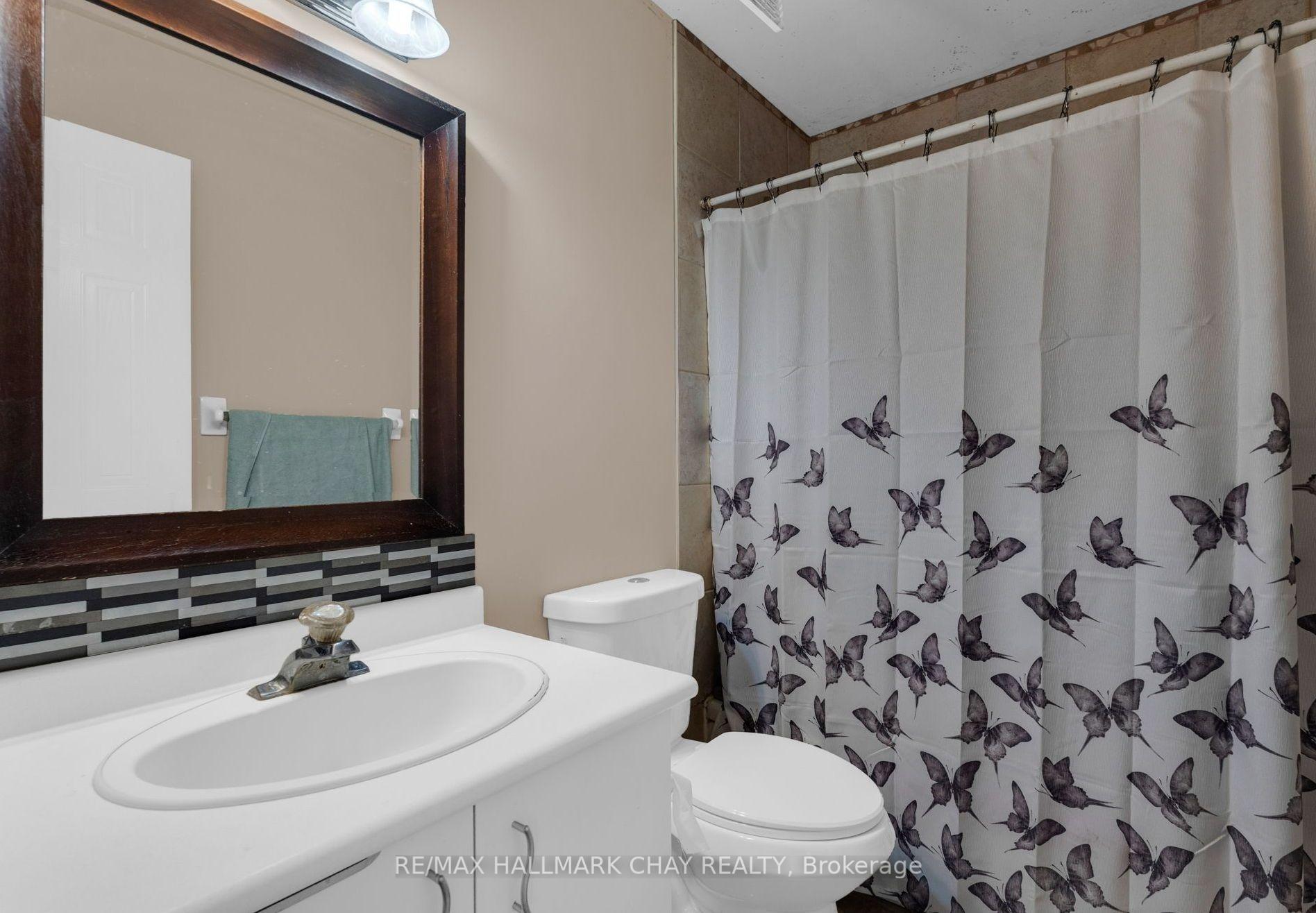 Photo 25 of 104 Ferguson Drive, Barrie, Northwest — HOMEH