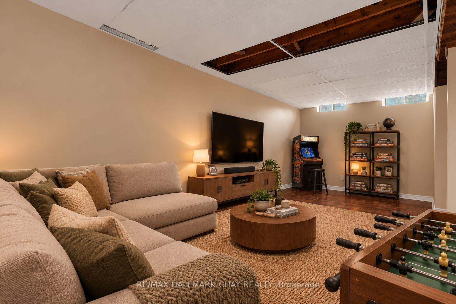 Photo 28 of 104 Ferguson Drive, Barrie, Northwest — HOMEH