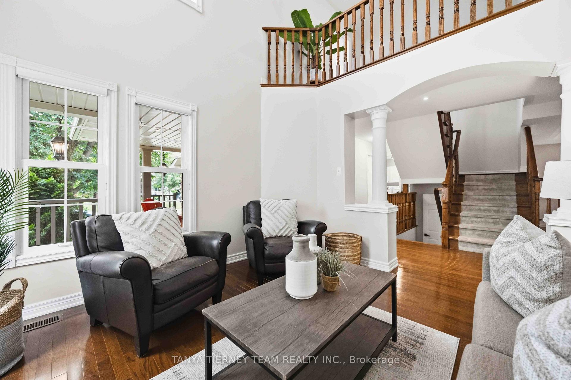 Photo 9 of 16 Waring Avenue, Whitby, Brooklin — HOMEH