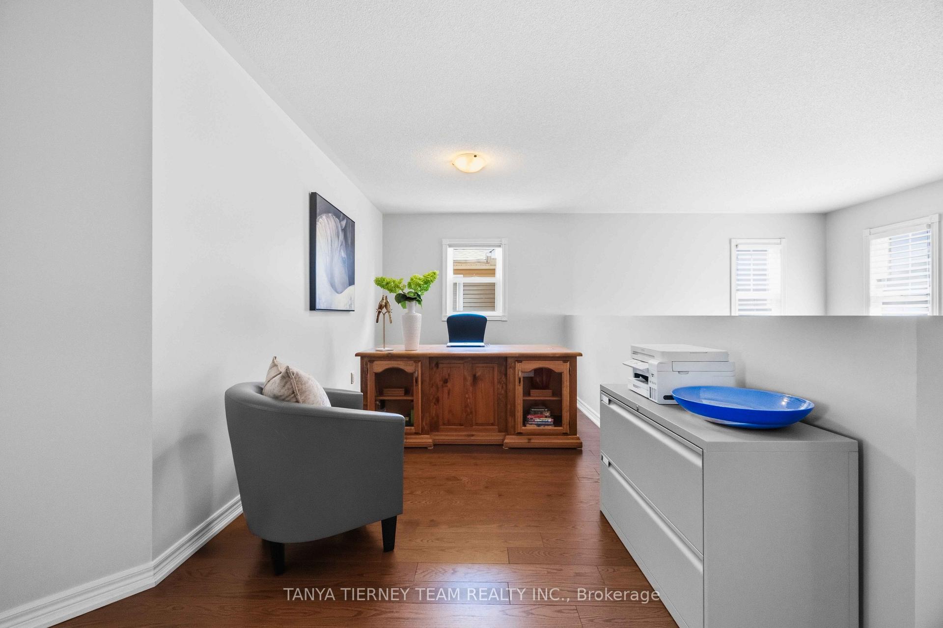 Photo 29 of 16 Waring Avenue, Whitby, Brooklin — HOMEH