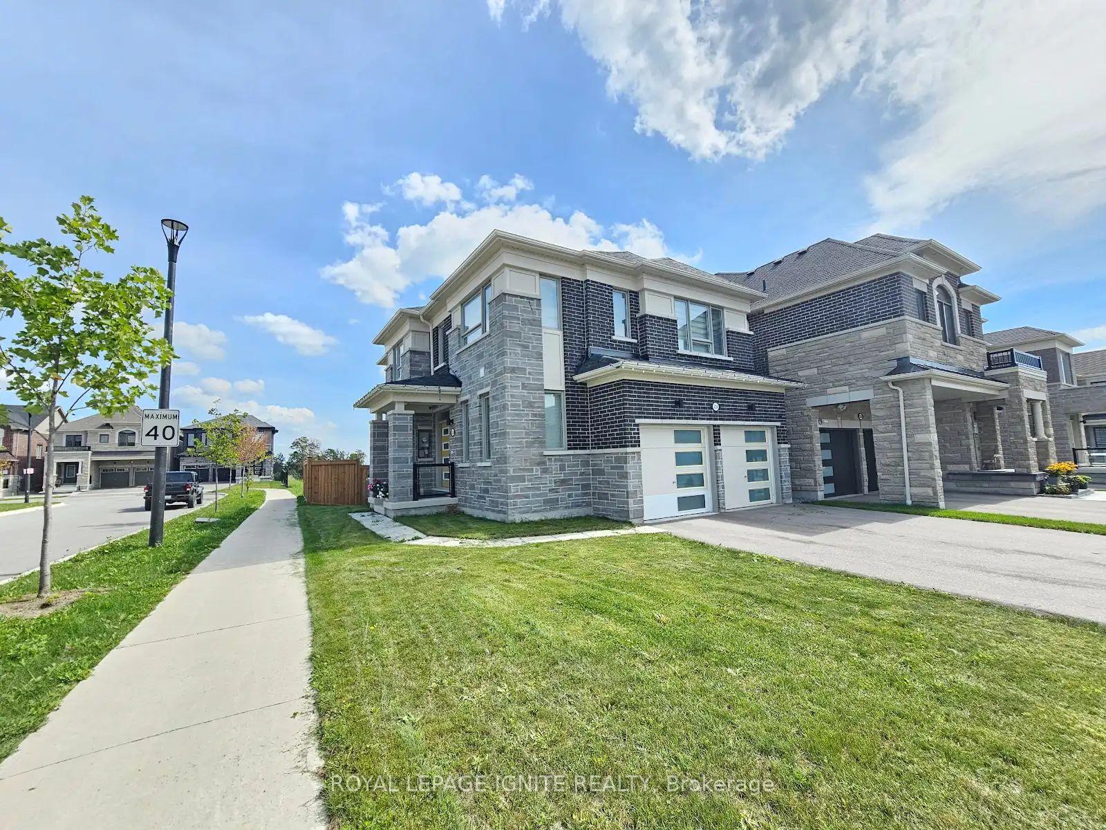 Photo 2 of 3250 Chimney Swift Crescent, Pickering, Rural Pickering — HOMEH