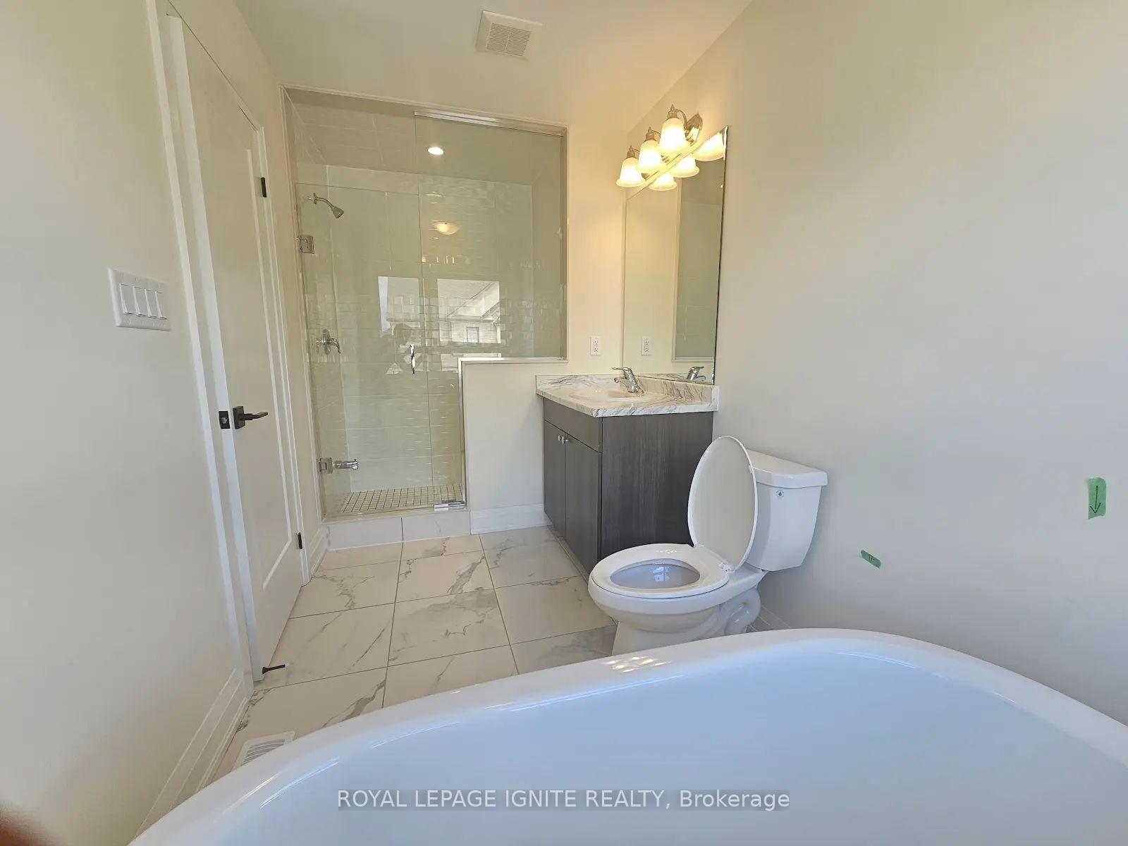 Photo 11 of 3250 Chimney Swift Crescent, Pickering, Rural Pickering — HOMEH