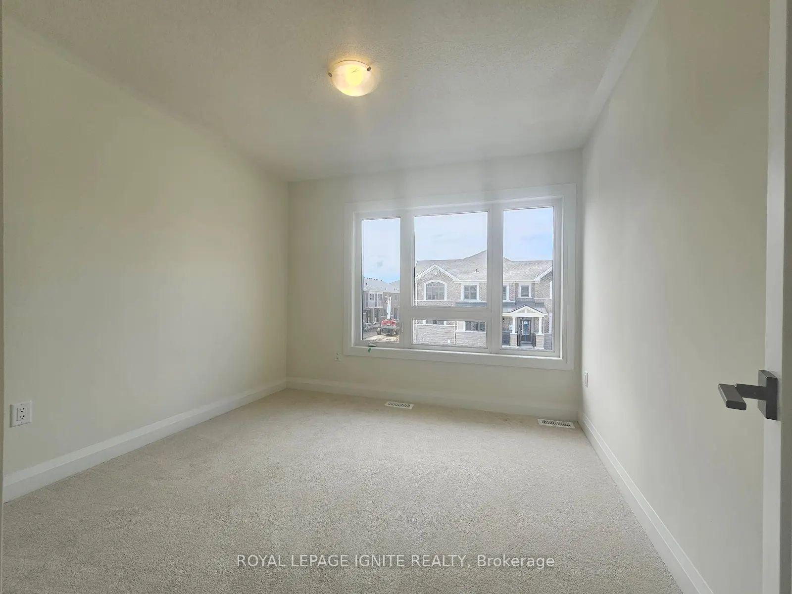 Photo 12 of 3250 Chimney Swift Crescent, Pickering, Rural Pickering — HOMEH