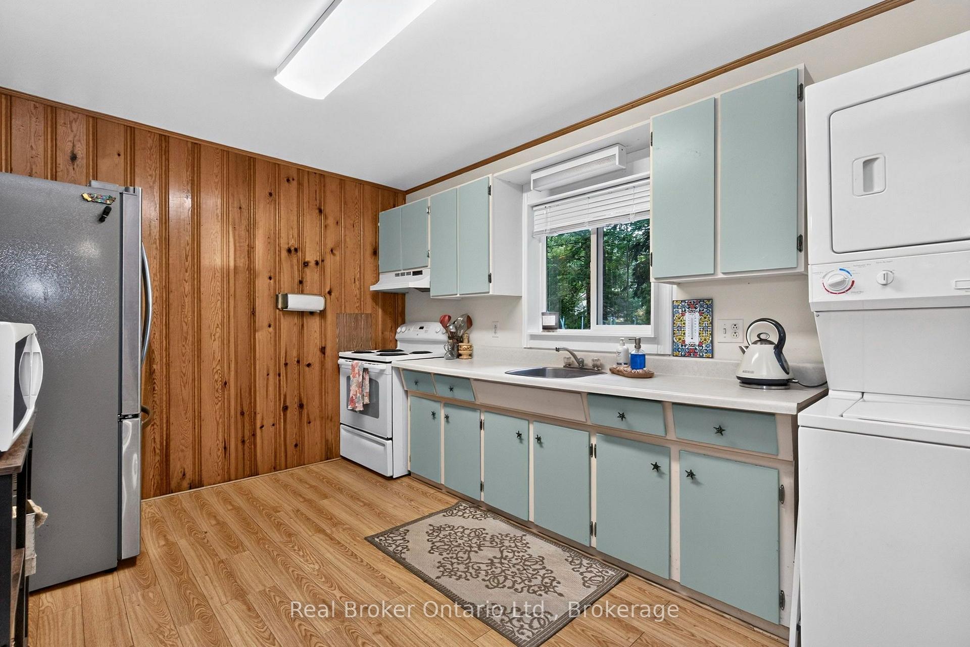 Photo 13 of 16 Fredrick Avenue, Tiny, Rural Tiny — HOMEH