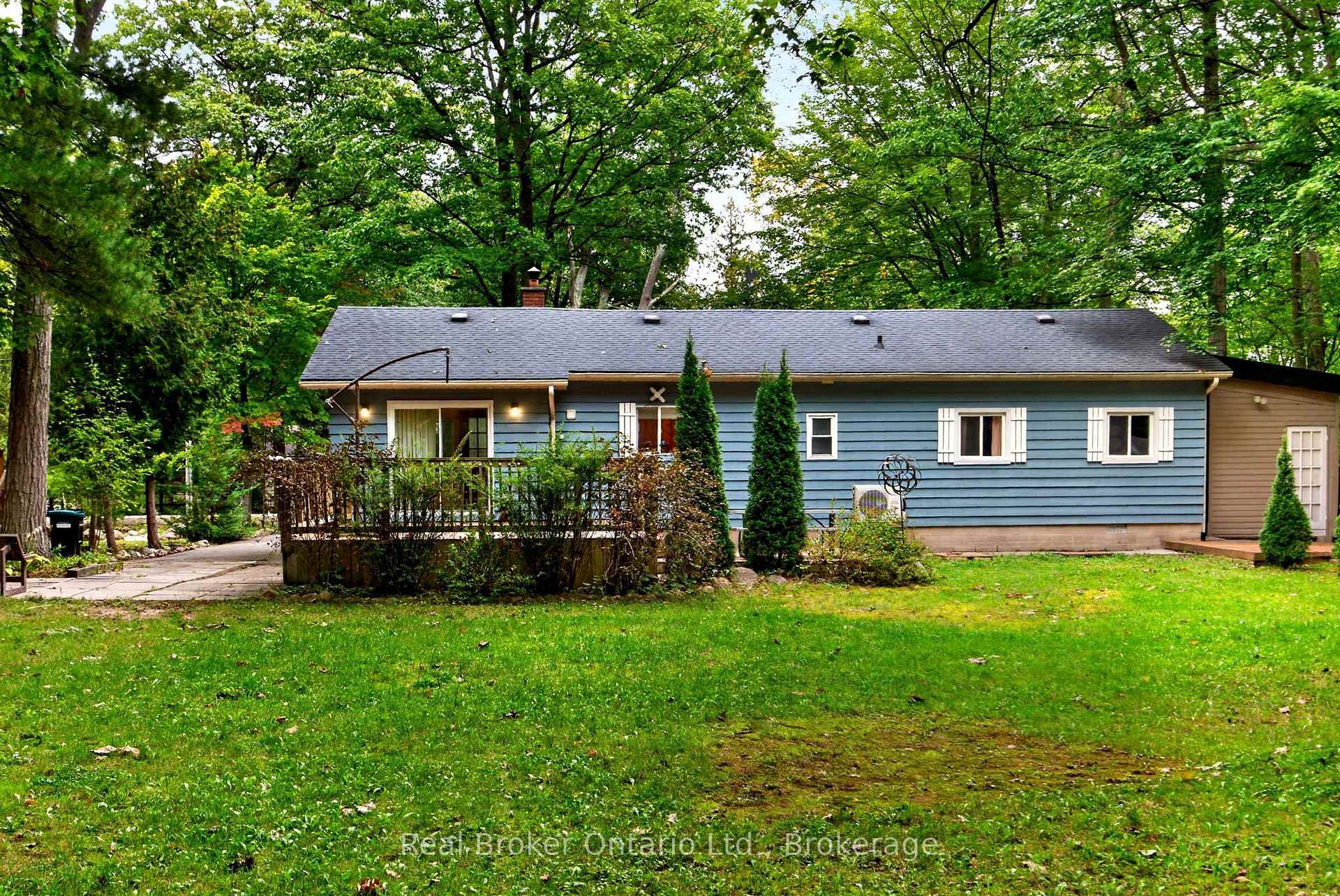 Photo 29 of 16 Fredrick Avenue, Tiny, Rural Tiny — HOMEH