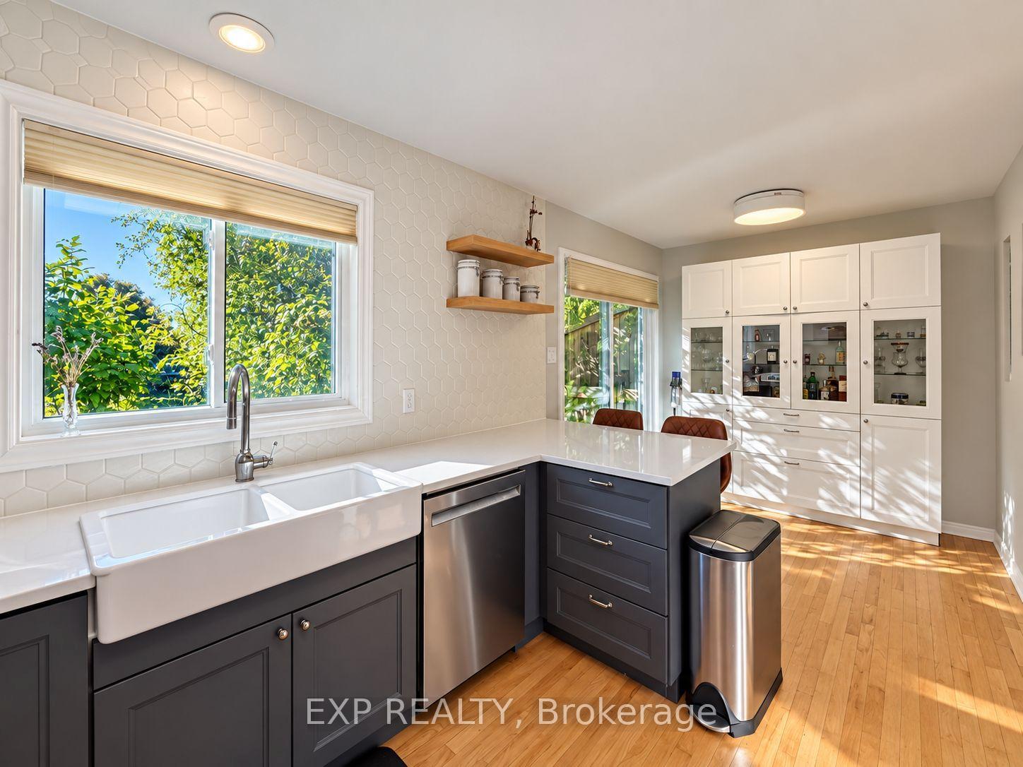Photo 3 of 189 Dunbarton Court, Ottawa, Cardinal Glen — HOMEH