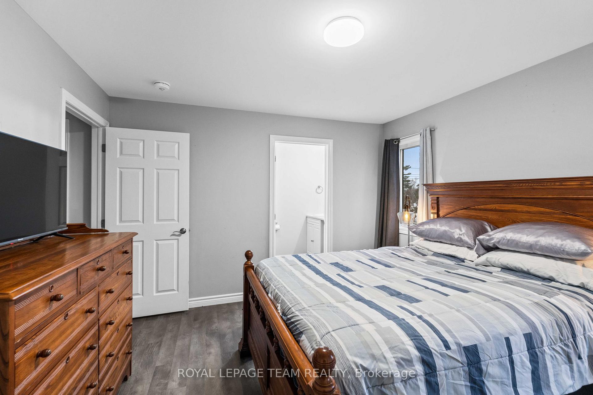 Photo 15 of 227 Roberta Crescent, Prescott, Prescott — HOMEH