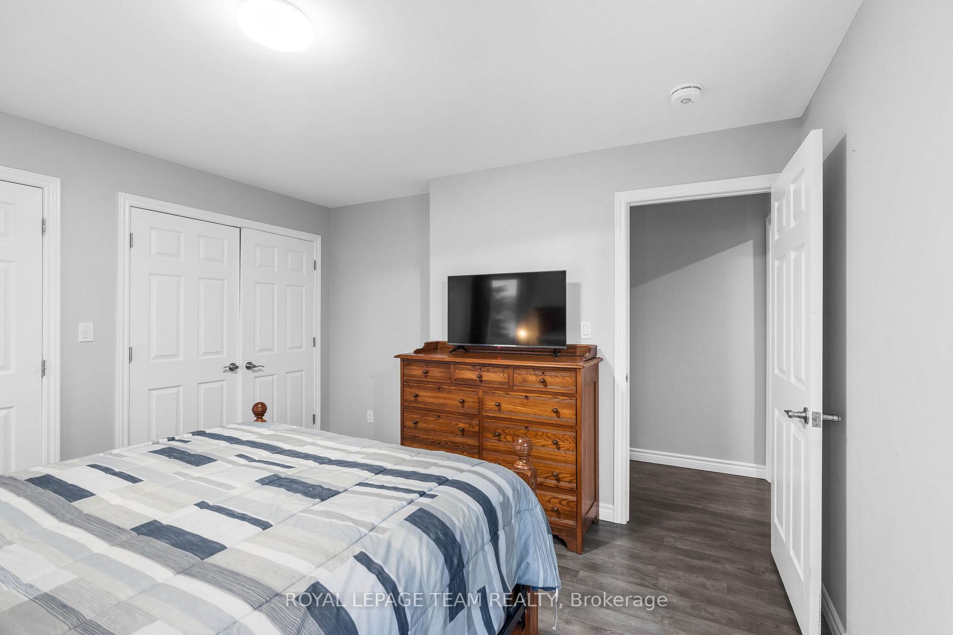 Photo 17 of 227 Roberta Crescent, Prescott, Prescott — HOMEH