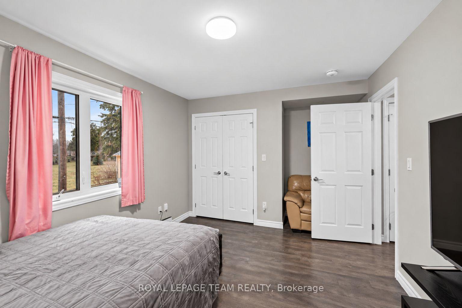 Photo 23 of 227 Roberta Crescent, Prescott, Prescott — HOMEH